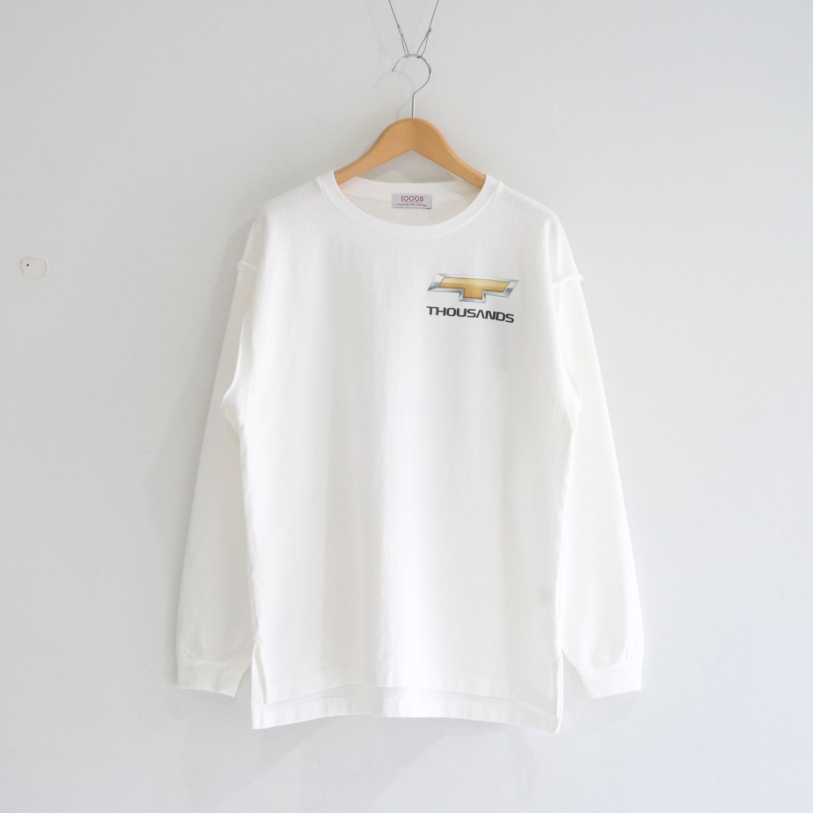 DETROIT LOGO CUTOFF LS TEE（OFF WHITE）