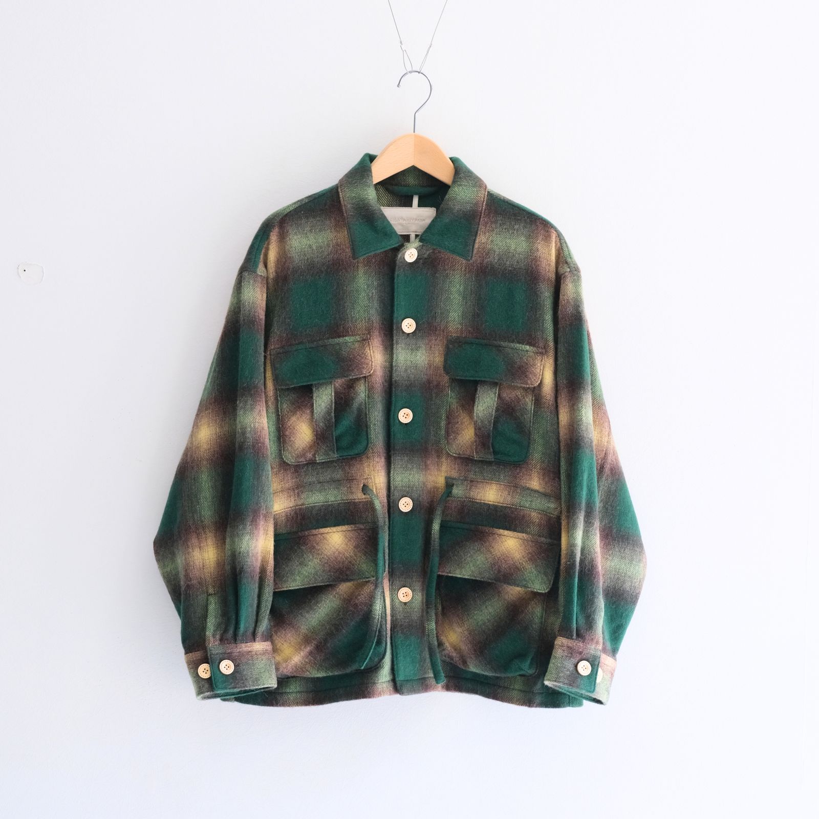 【残り1点】SHAGGY WOOL CHECK SAFARI JACKET（GREEN）