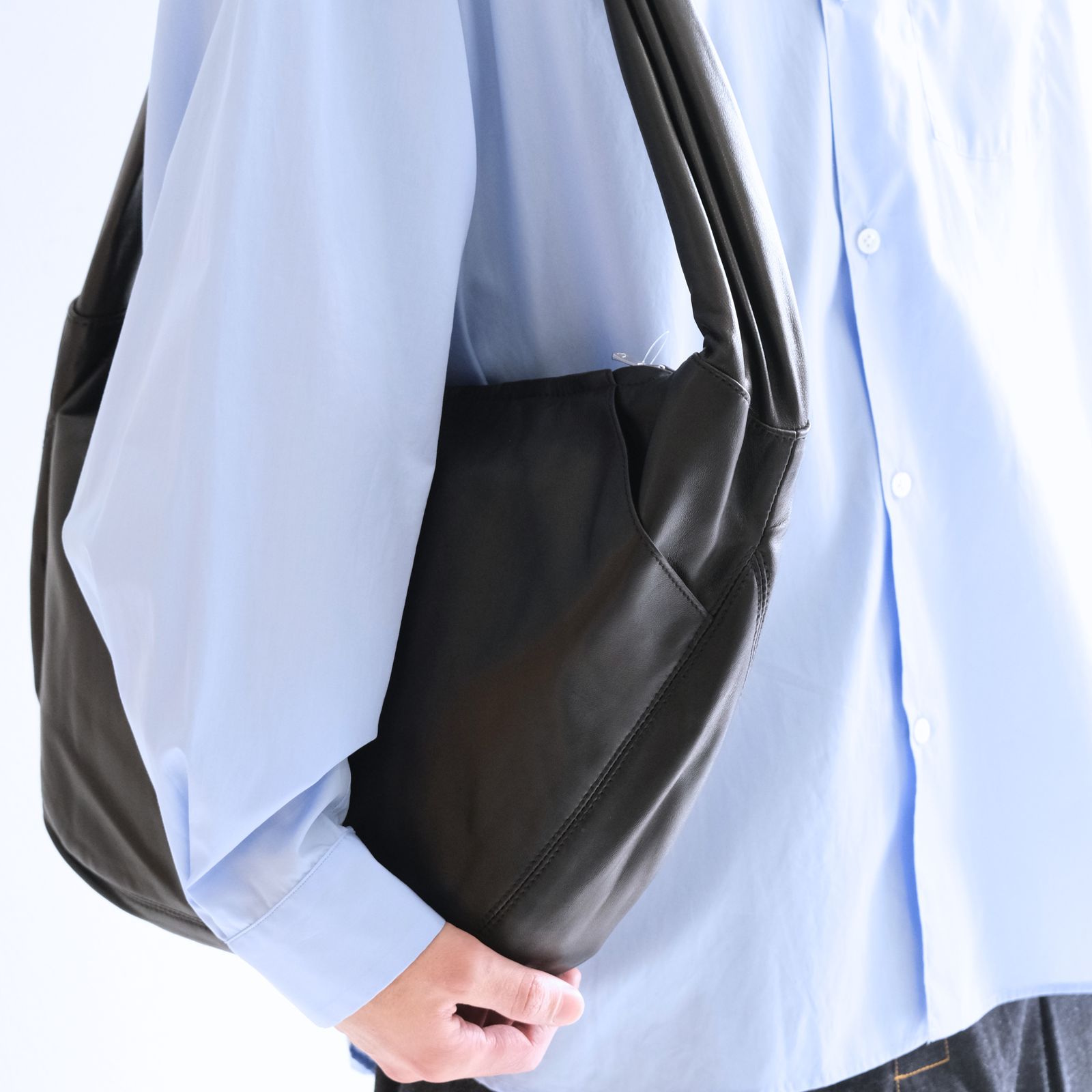 【残り1点】SHIRT CUFFS BAG（BLACK）