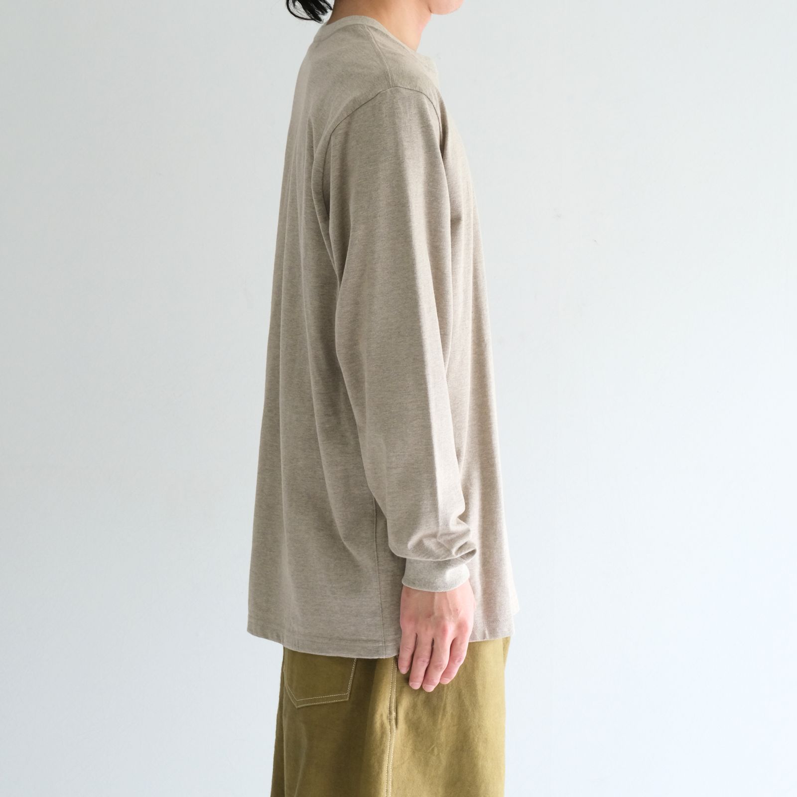 【残り1点】WRAP AROUND POCKET TEE L/S - Raffy plainstitch - / ラップアラウンドポケットT L/S - ラフィープレーンステッチ -（Beige）