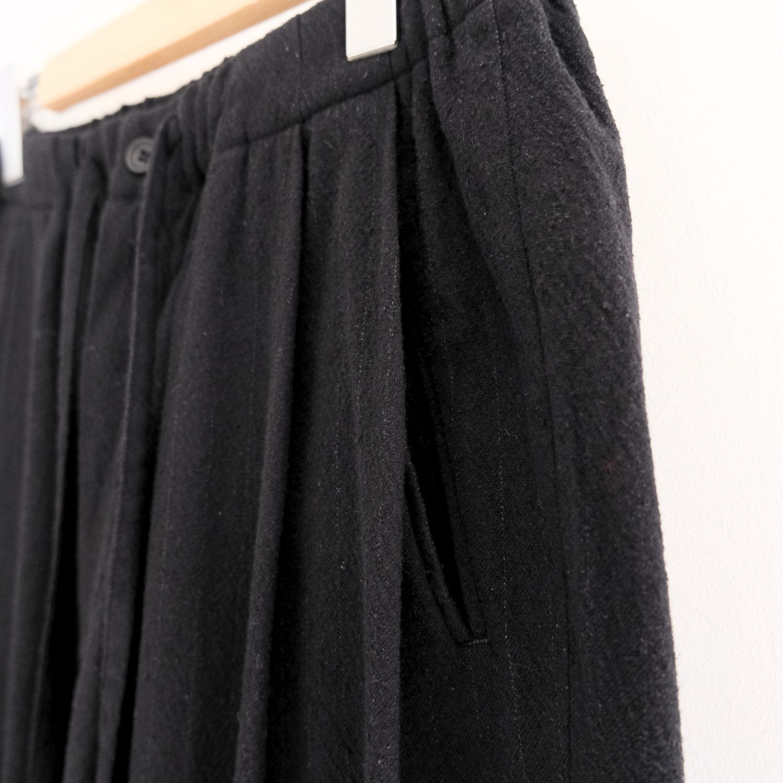 【残り1点】WASHED W/S STRIPE DRAWSTRING WIDE PANTS（BLACK）