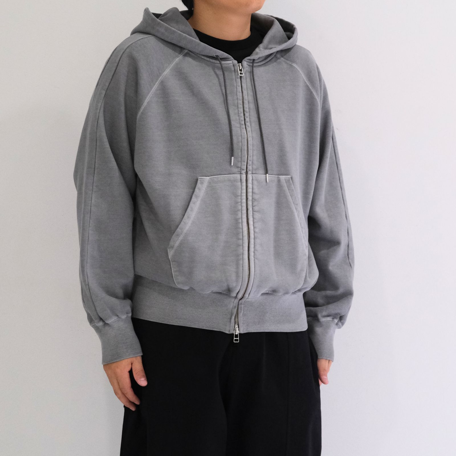ZIP SWEAT HOODY / ジップアップパーカー / BLACK