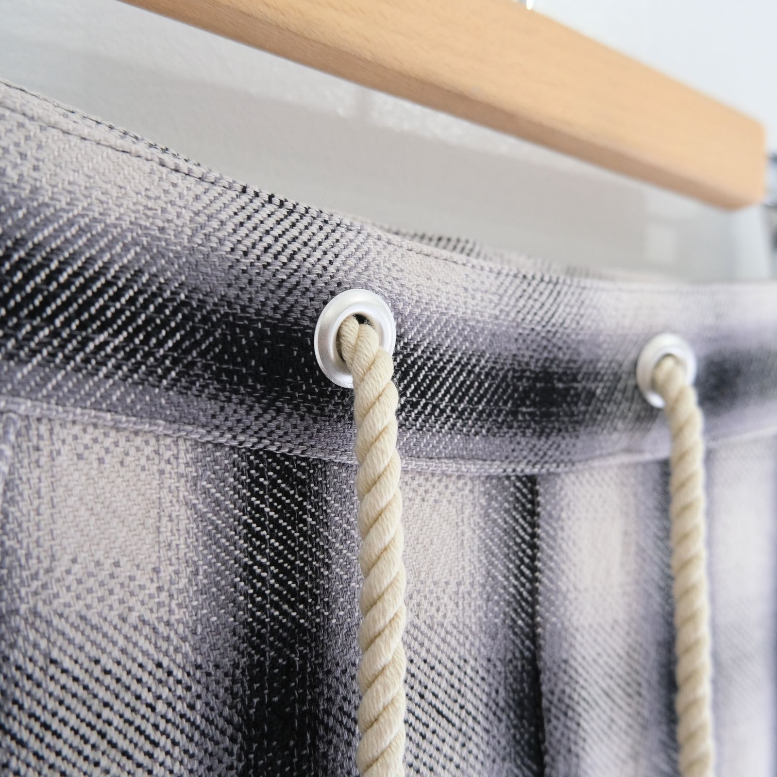 【残り1点】HEAVY FLANNEL CROPPED BAGGY（OFF WHITE×BLACK）