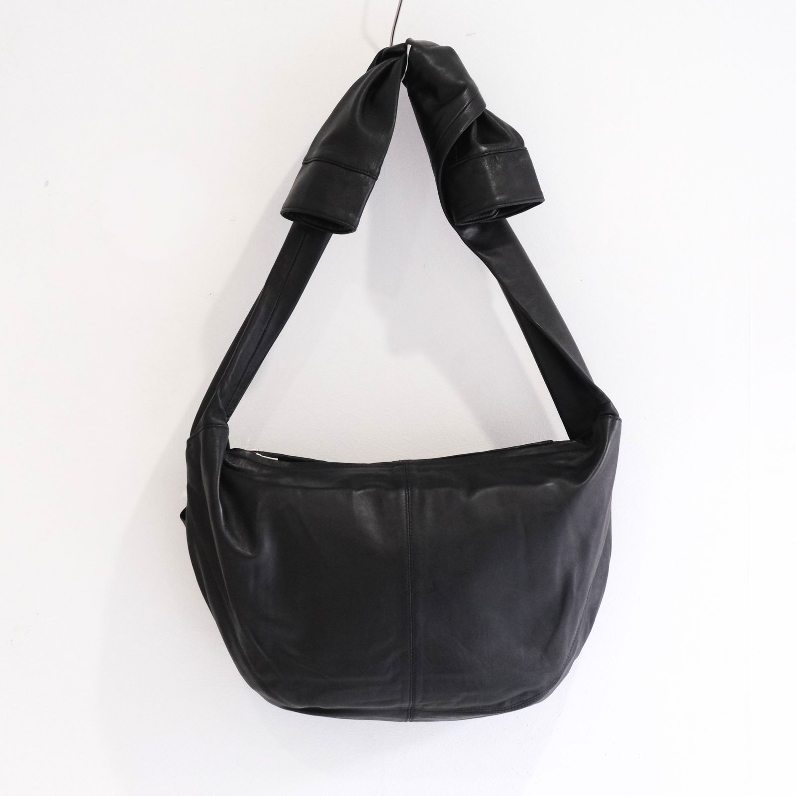 【残り1点】SHIRT CUFFS BAG（BLACK）