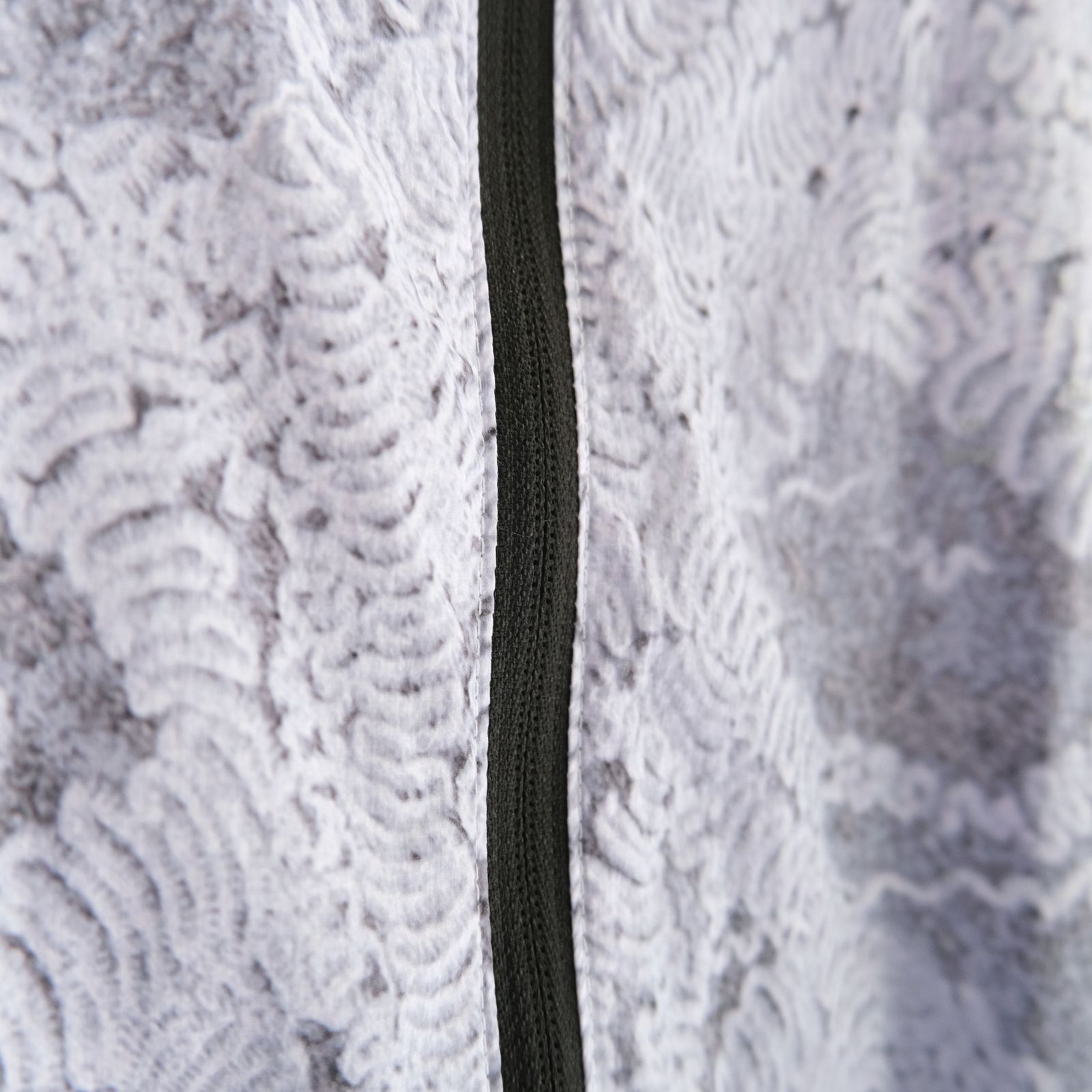 LIGHT WEIGHT WIND SHELL JACKET（MIYU TERASAWA）