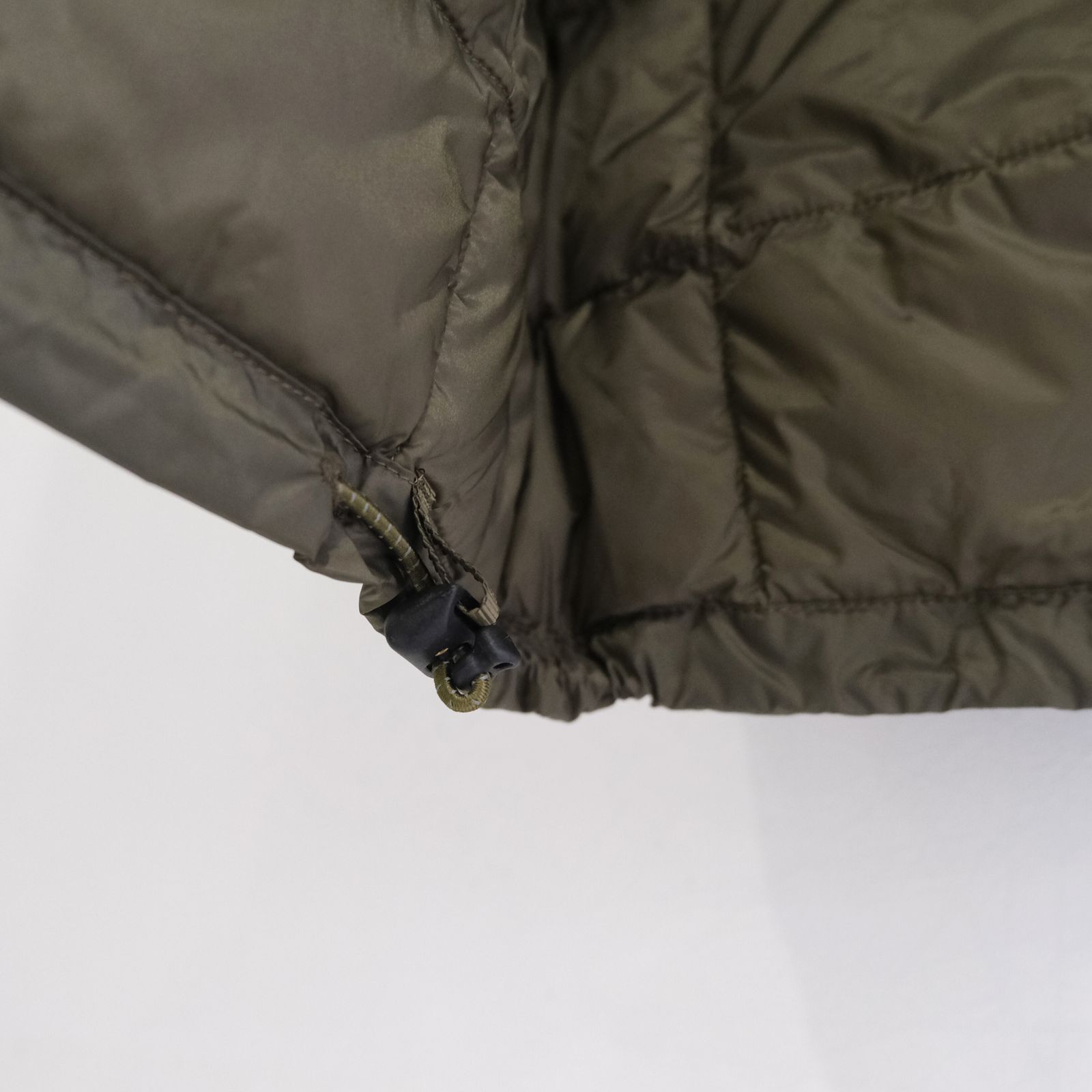 LIGHT DOWN VEST is-ness × TAION / ベスト / ダウンベスト / コラボ / KHAKI