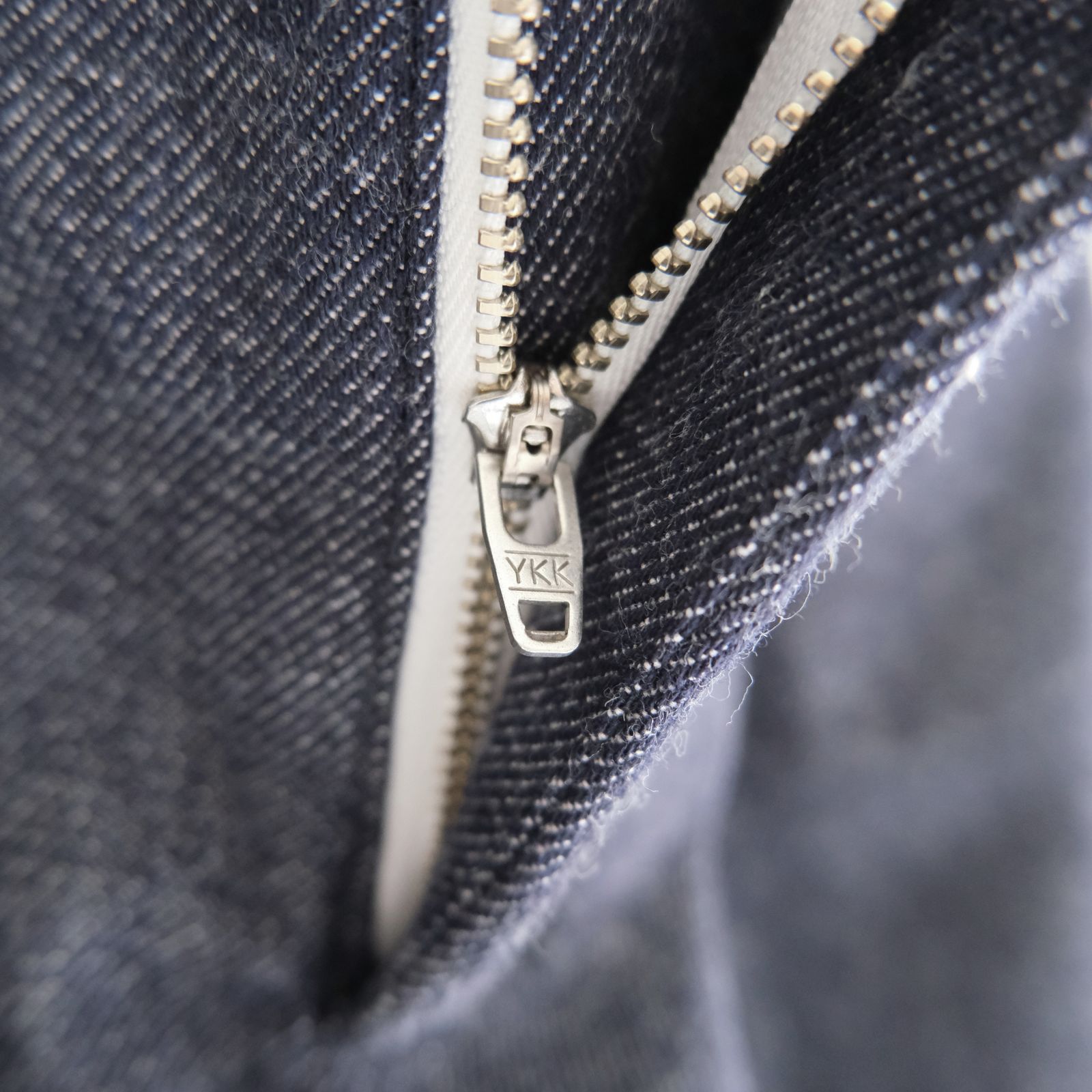 【残り1点】Tucked Wide Trousers / タクト ワイド トラウザー（Indigo）