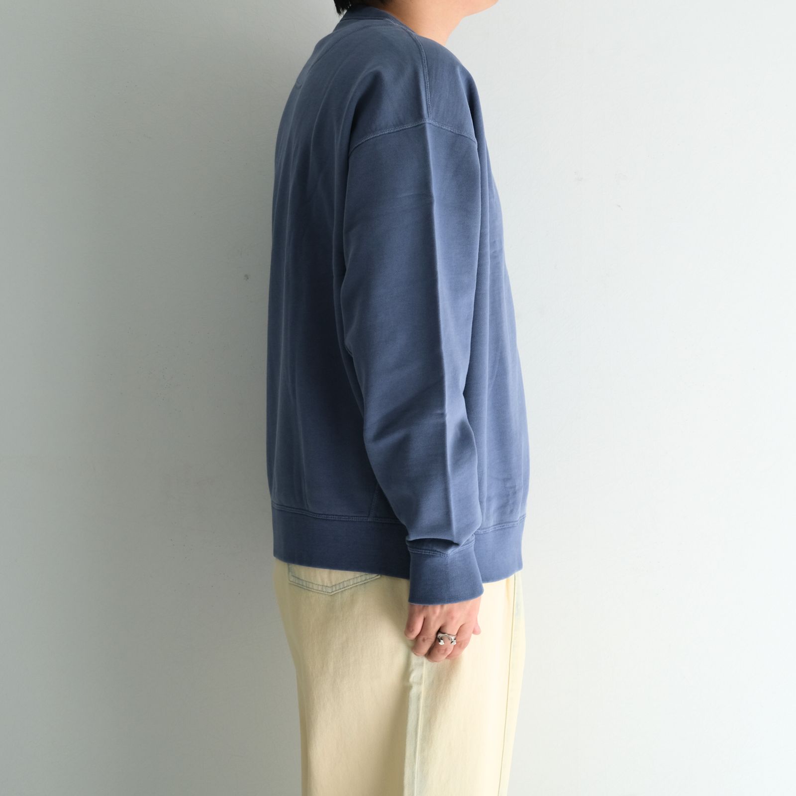 Riot Unisex Sweater / ライオット ユニセックス セーター（Indigo）
