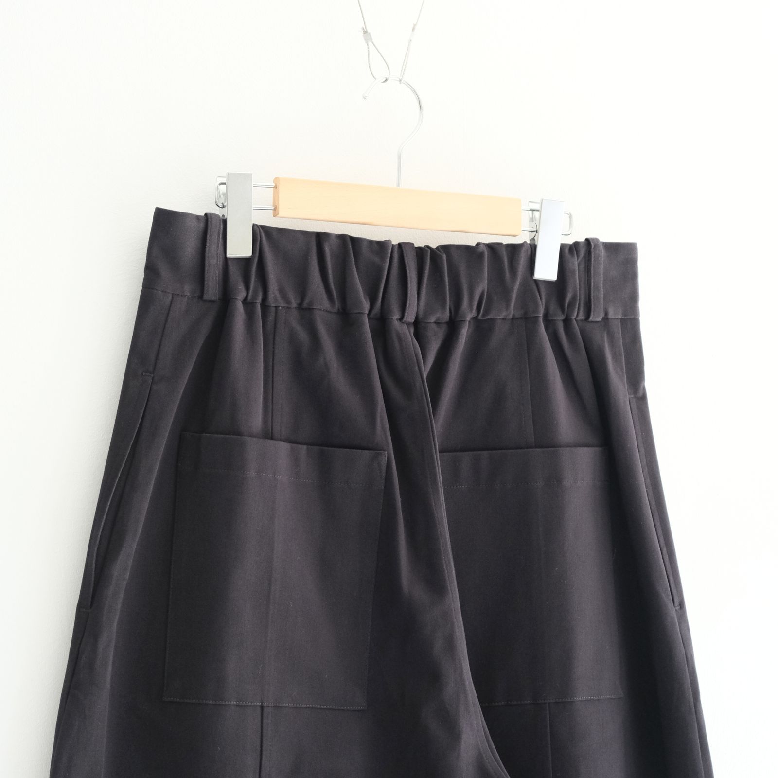 WELT TROUSER / ワイドストレート / ボトムス / BLACK