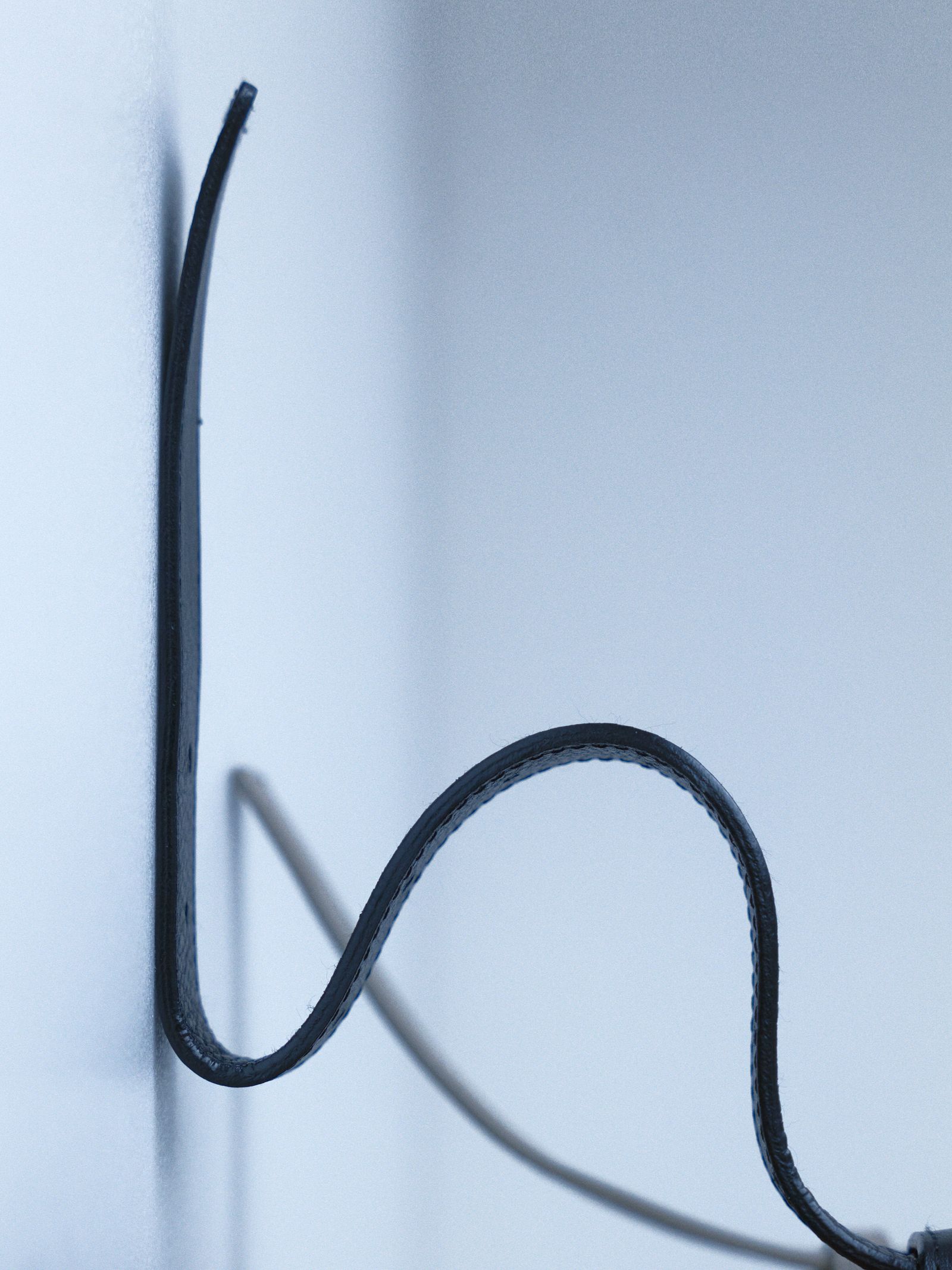 【入荷時期：2026年8-9月頃】Leather Shoulder Bag [Dumbo] / レザー ショルダー バッグ [ダンボ]（Gray）