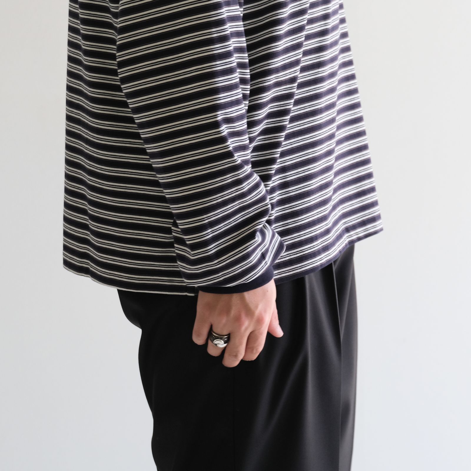 Brief Stripe Rugby TEE / ブリーフストライプラグビーTシャツ（NAVY）