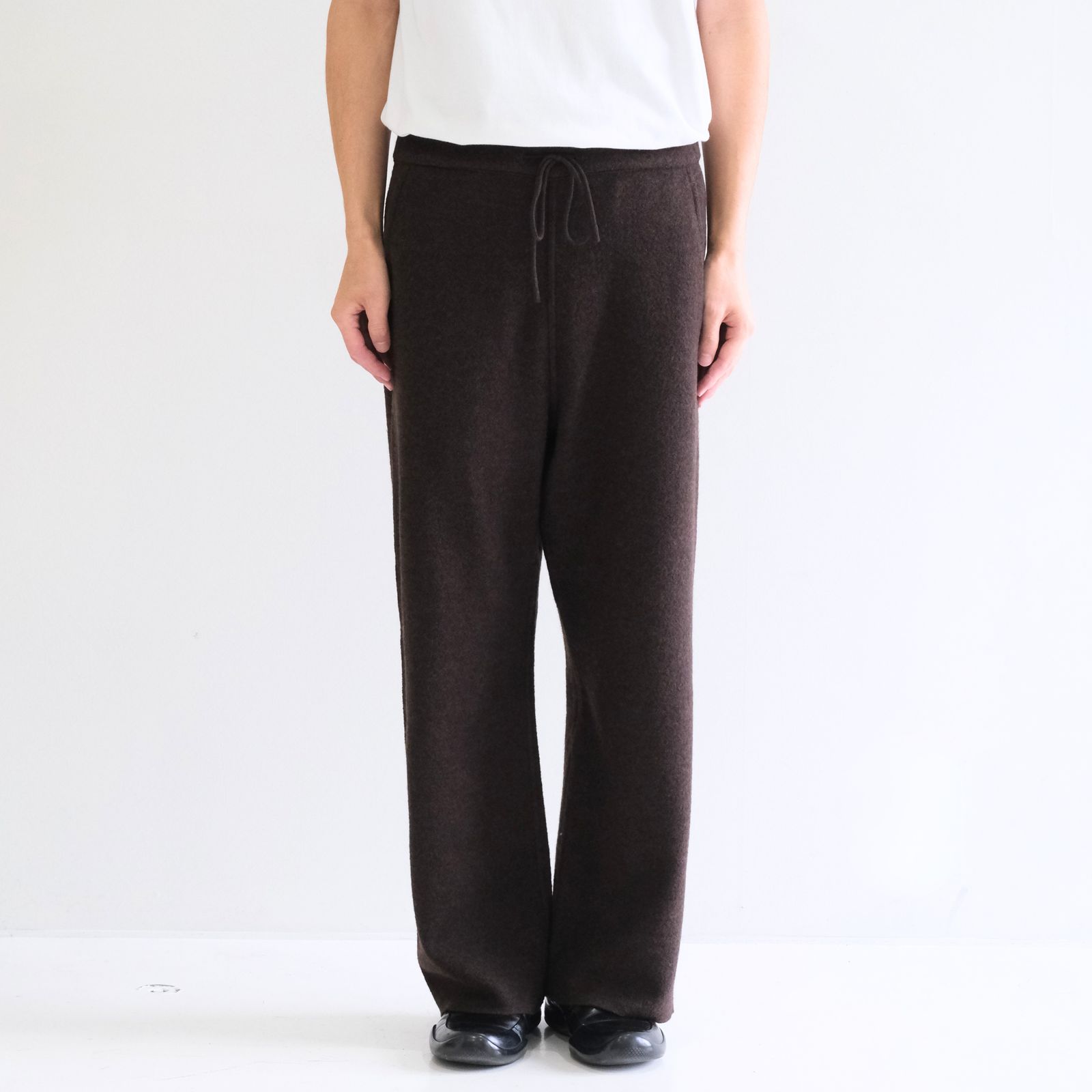 【残り1点】KNIT PANTS ‐Hard Twist Crepe‐（Brown）