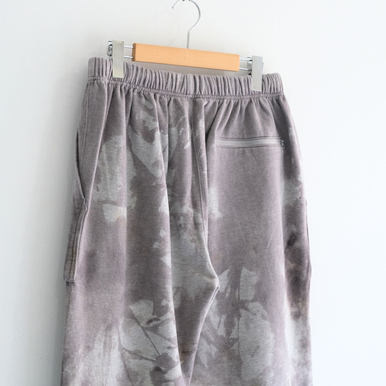 Reimagined Newsboy Fleece-Lined Sweatpants / パンツ / スウェットパンツ / Oak Gall Melange