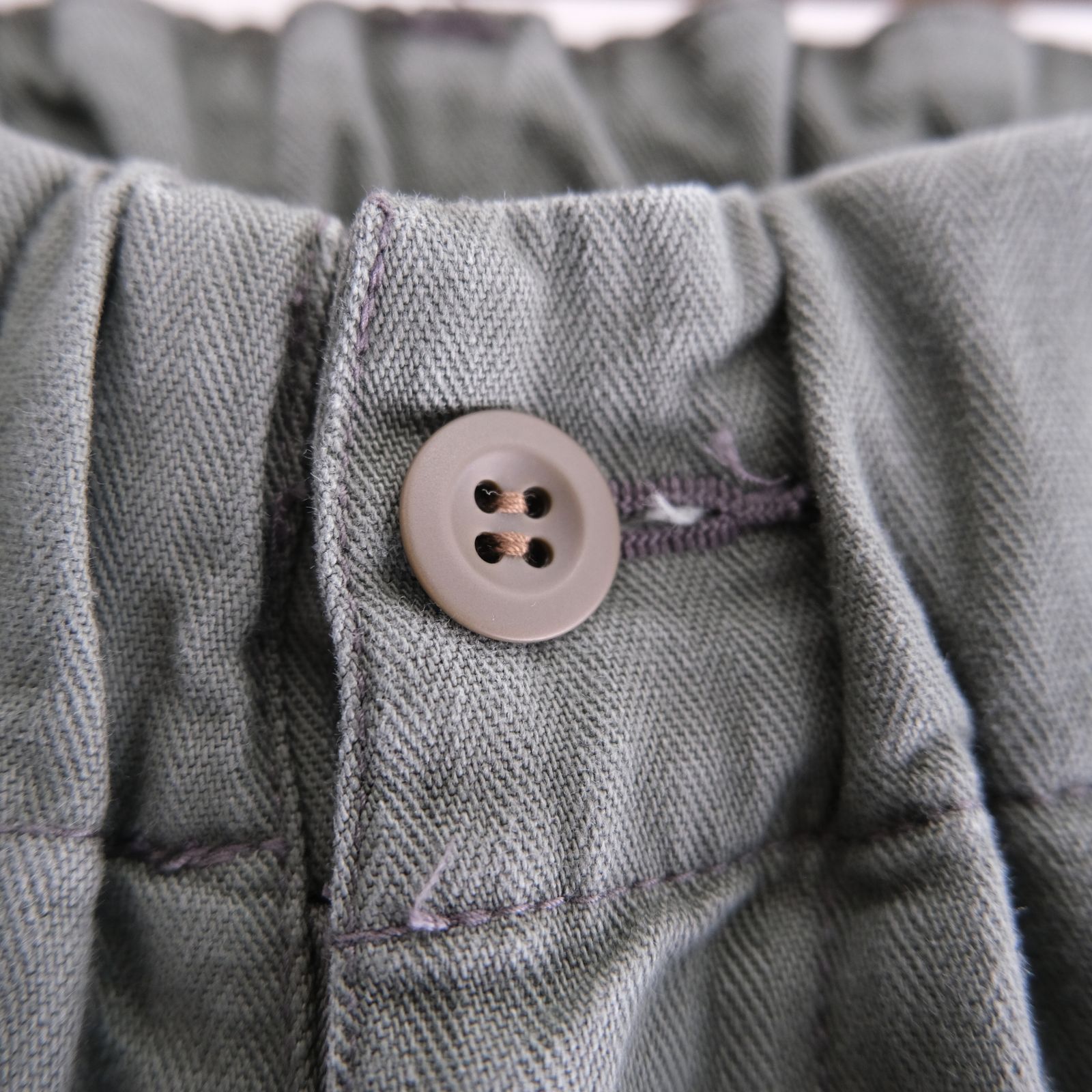 Herringbone 6-Pocket Pants / パンツ / カーゴパンツ / ヘリンボーン / KHAKI