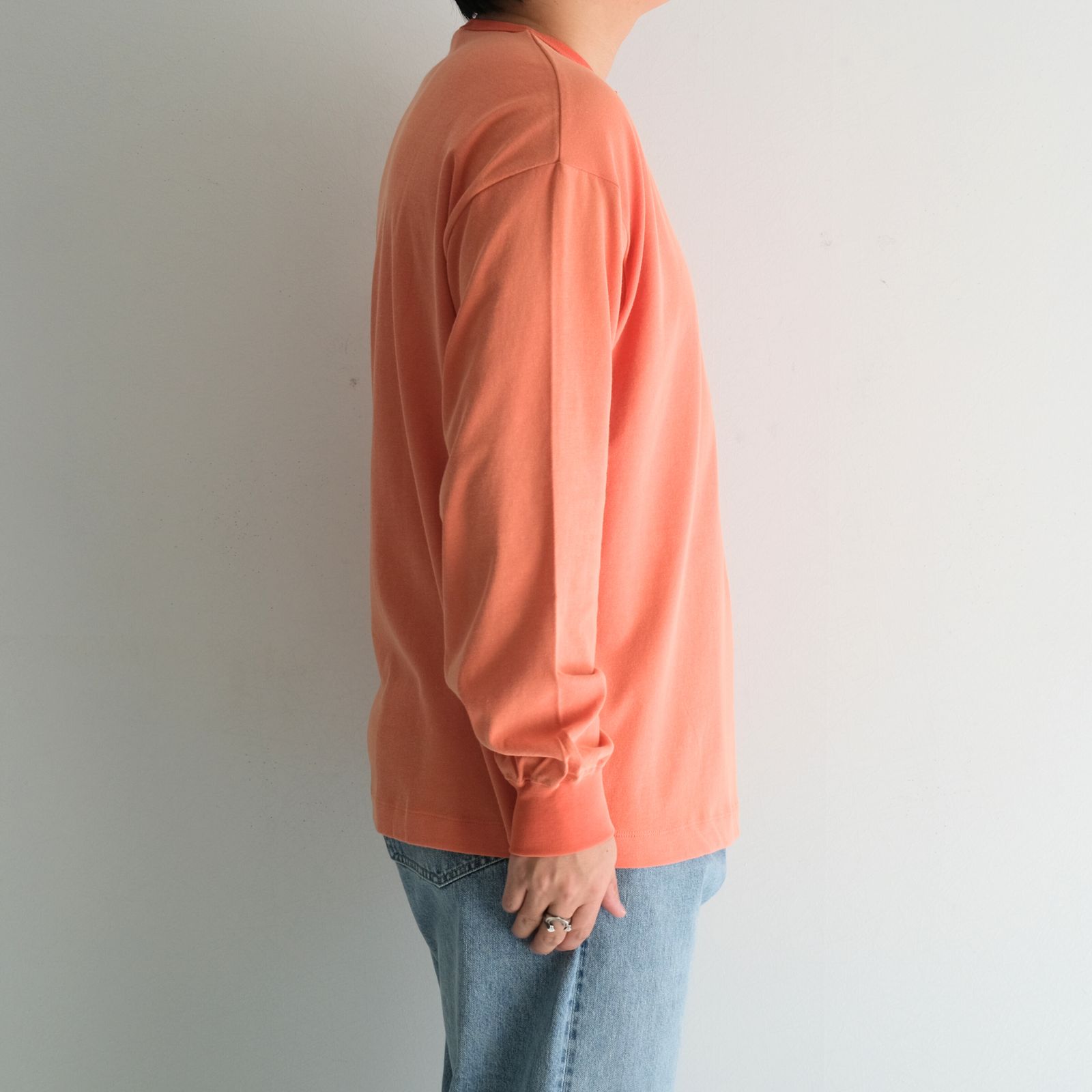 FADED TWIST TENJIKU HENLEY-NECK TOP / フェードツイスト天竺ヘンリーネックトップ（ORANGE）