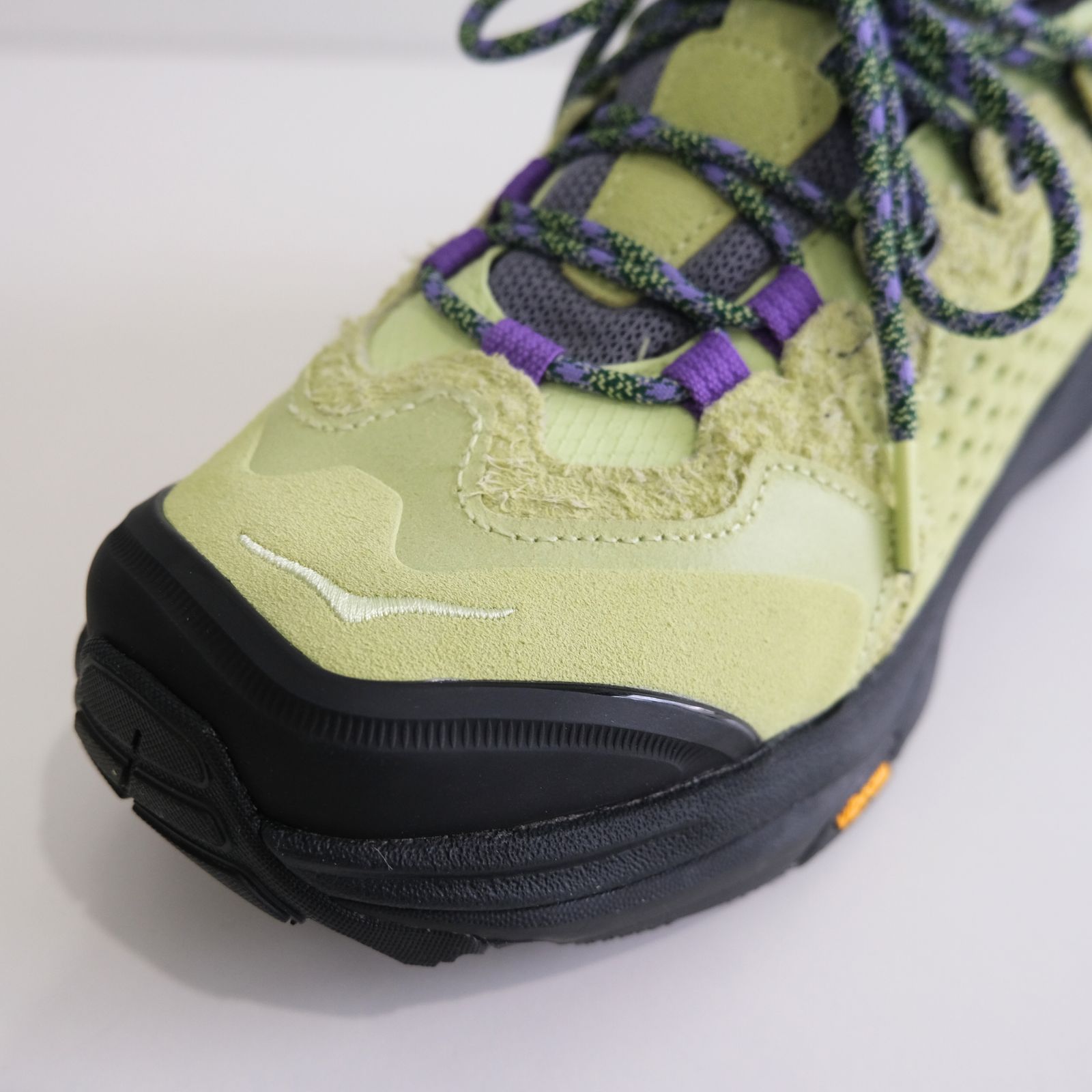 【 HOKA 】KAHA 3 LOW GTX TP "GORE-TEX"  / スニーカー / GORE-TEX / HONEYDEW / BLACK