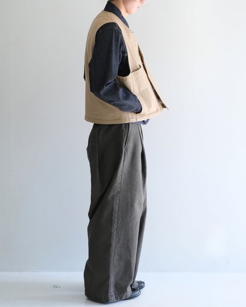 STYLE NO. 702