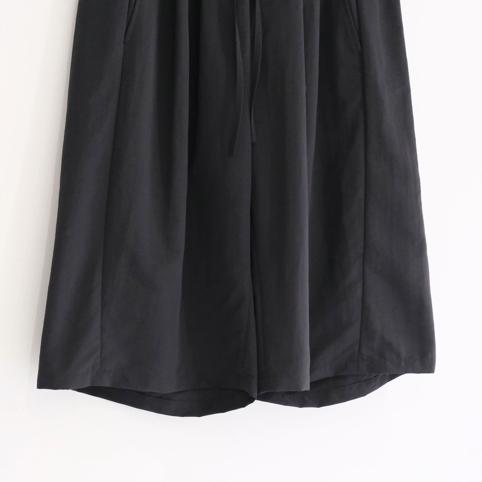 Nylon Buggy Half Pants / ナイロン バギー ハーフ パンツ（Black）