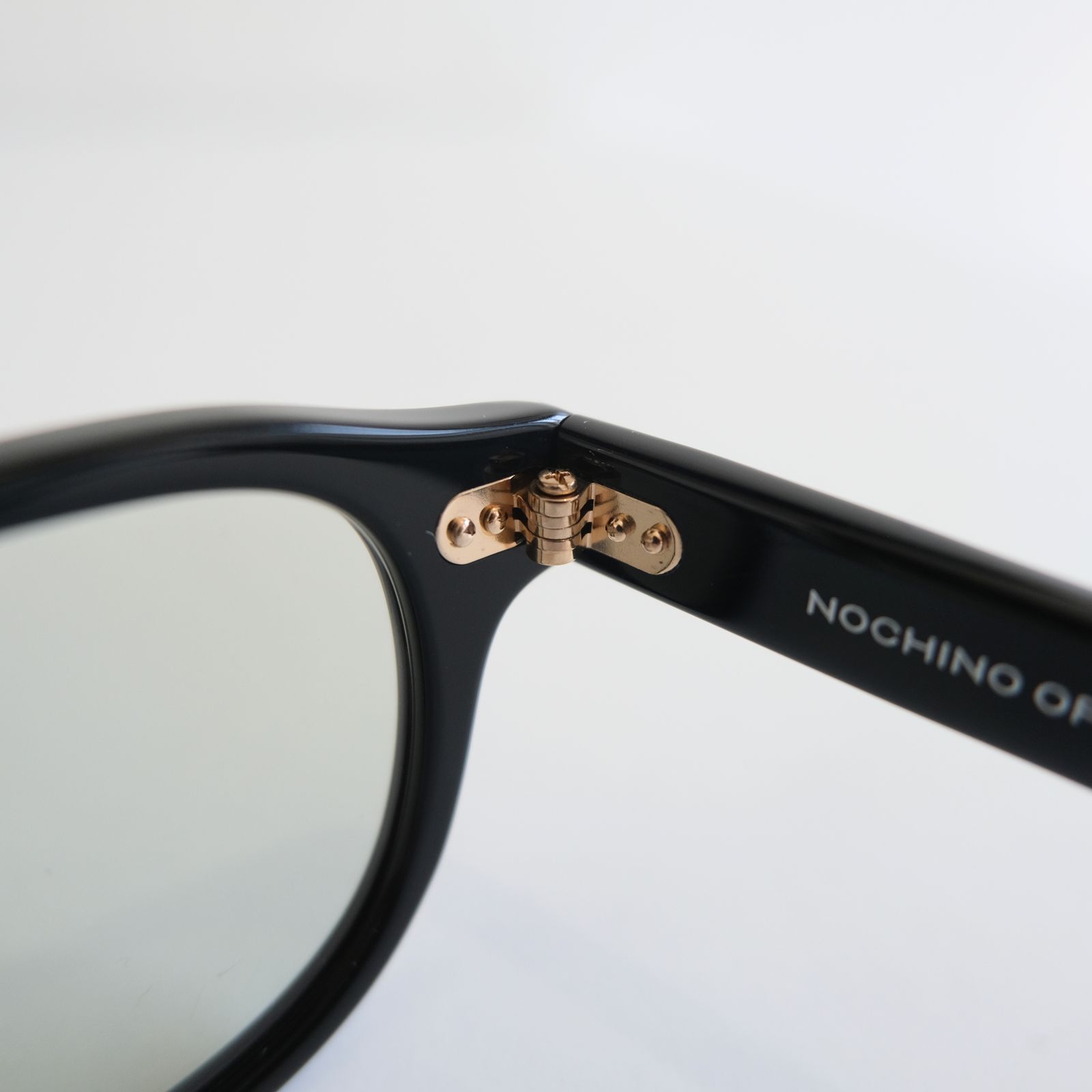 NOCHINO #2（GLOSS BLACK × GREY GREEN to D.GREY）