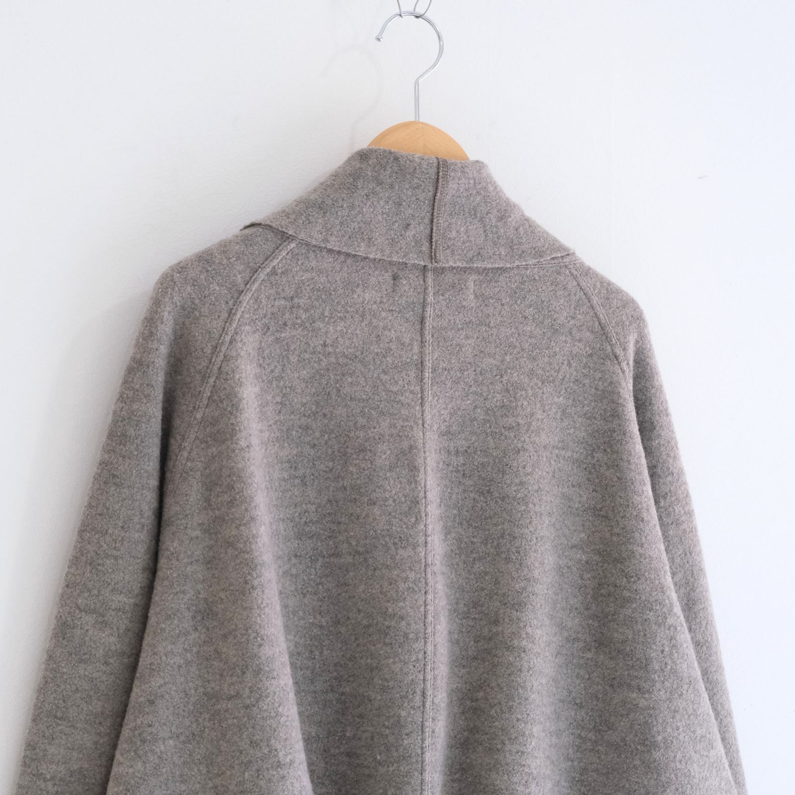 【残り1点】CARDIGAN JACKET  ‐Hard Twist Crepe Knit‐（Greige）