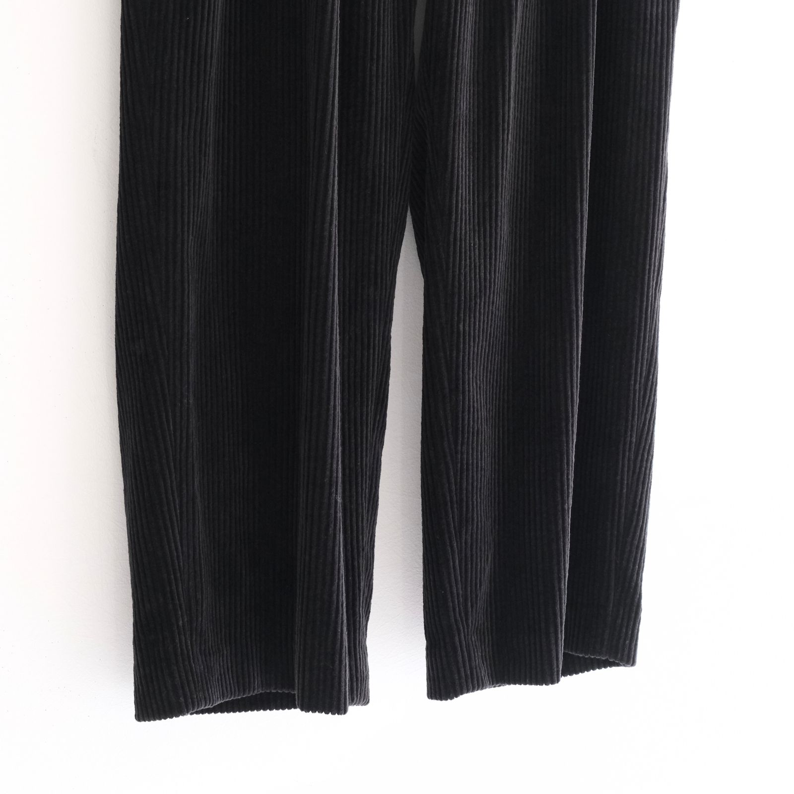 【残り1点】Corduroy Relax Trousers（Black）