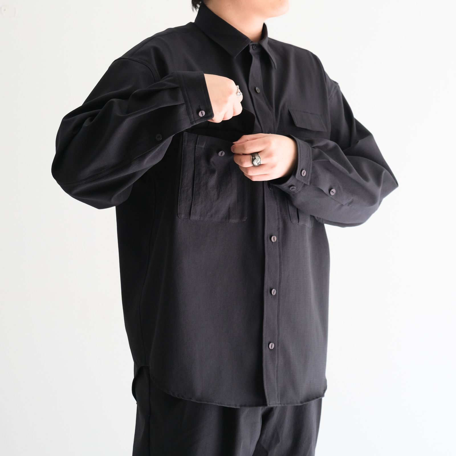 Breathable Linen Luggage L/S SH DotAir® / ブリーザブル リネン ラゲッジ L/S SH DotAir®（OFF BLACK）