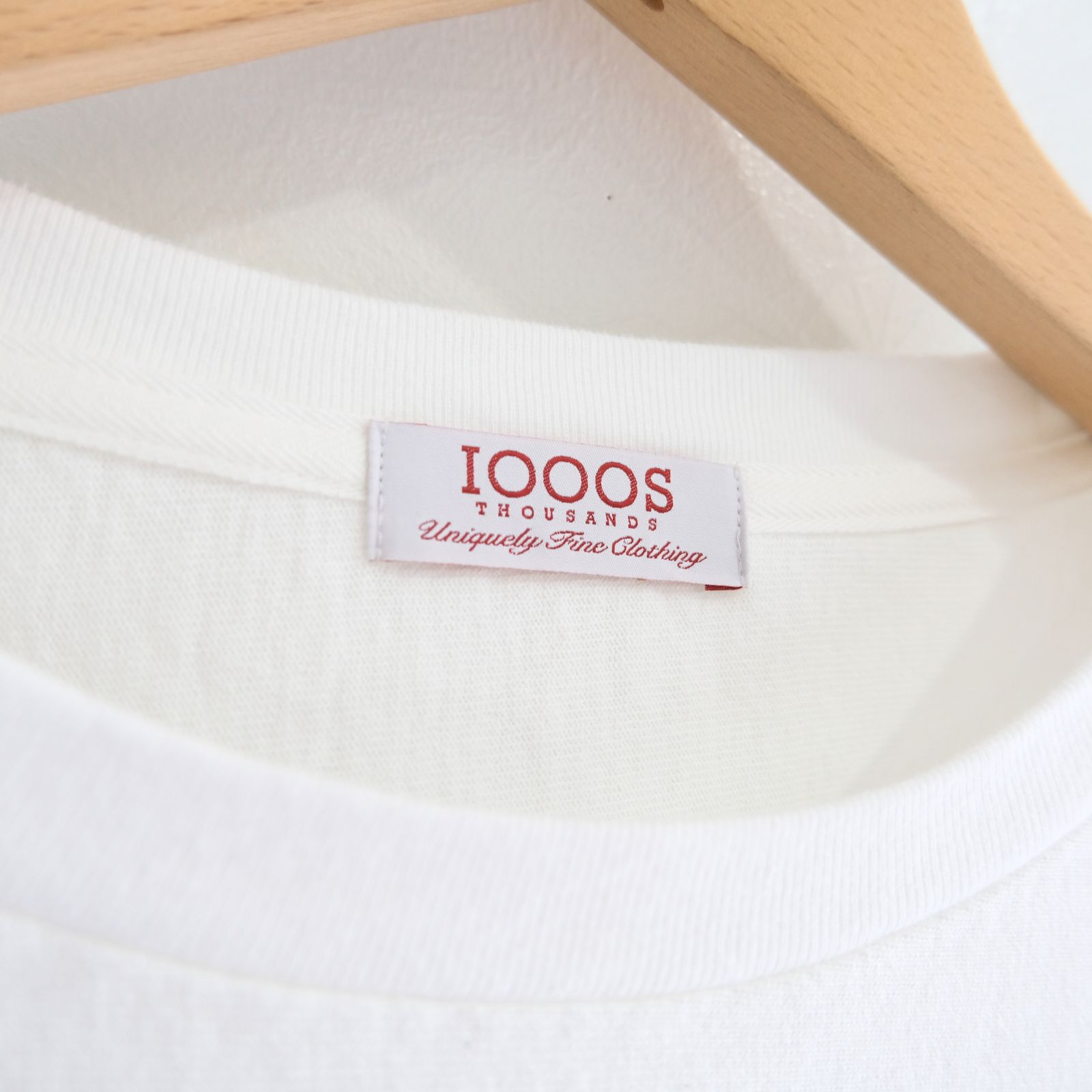 DETROIT LOGO CUTOFF LS TEE（OFF WHITE）