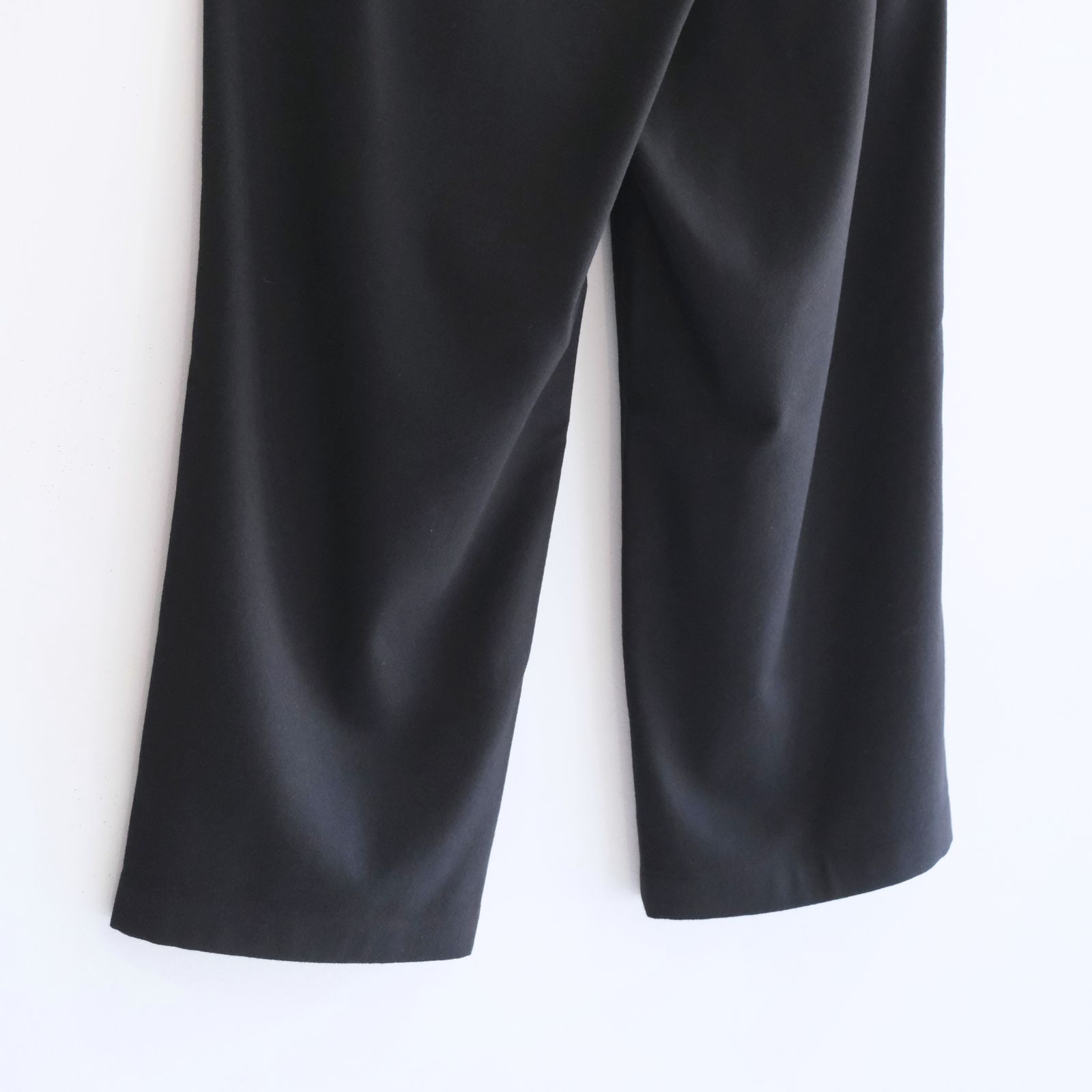 【残り1点】MERELY US INFORMAL PANTS（INK BLACK）