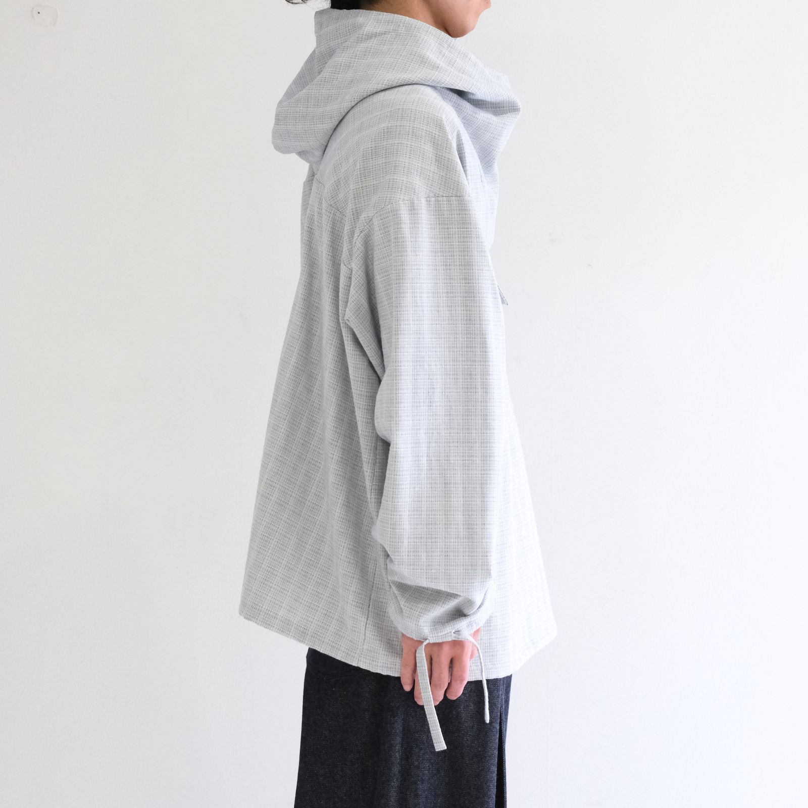 【残り1点】"JONATHAN" Oversized Anorak Parka / 「ジョナサン」オーバーサイズアノラックパーカー（L.BLUE）