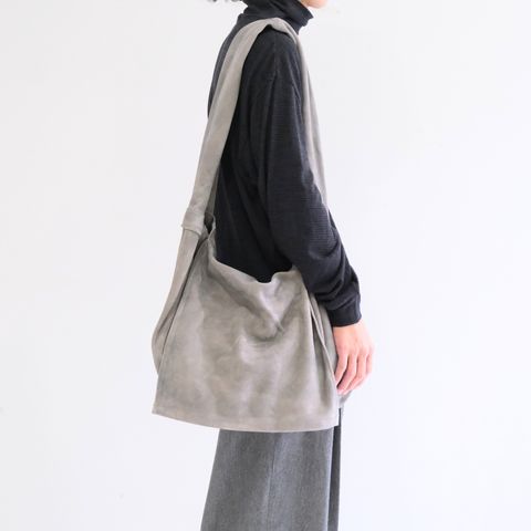 【残り1点】LEATHER SHOULDER BAG  - Cow split leather -（Gray）