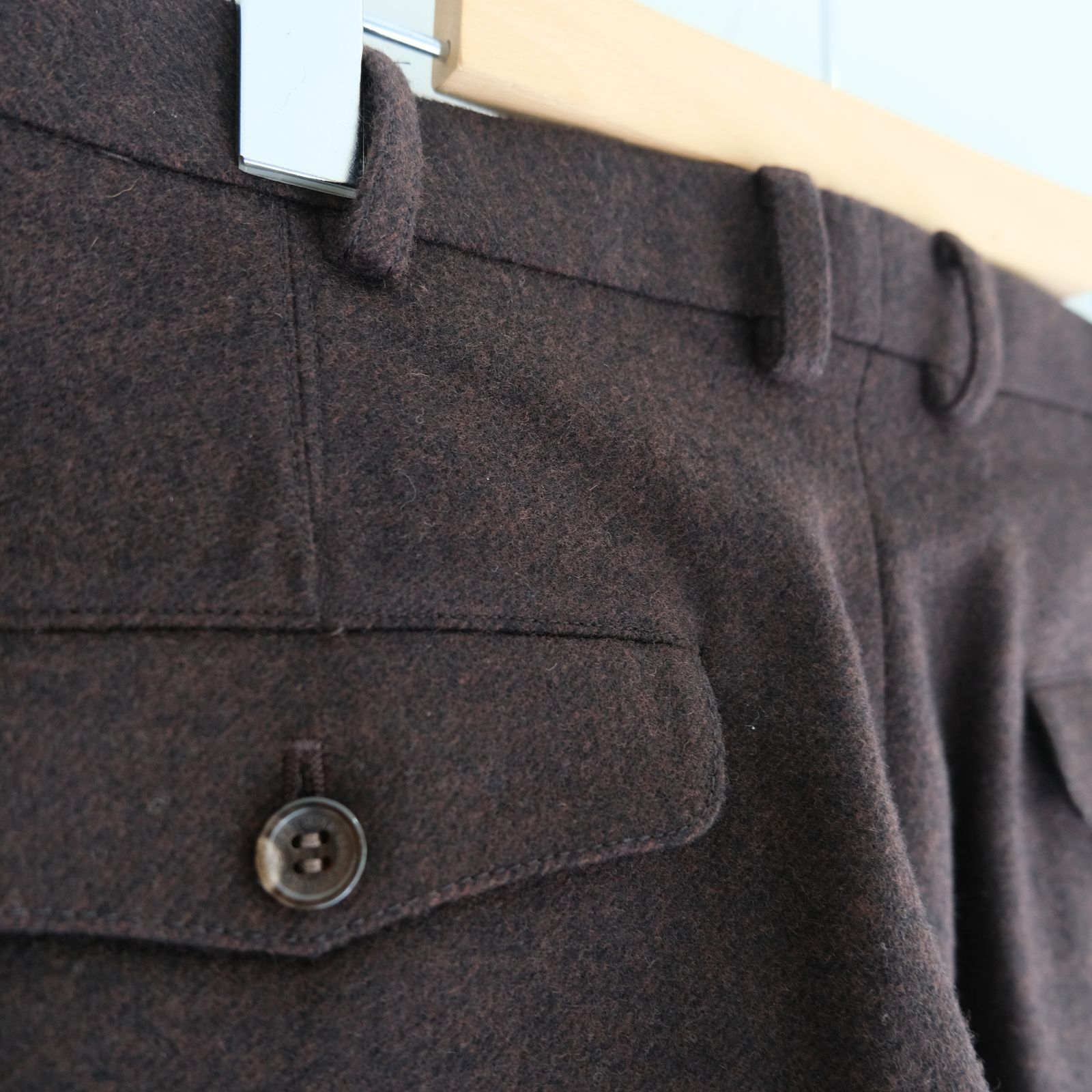 IN TUCK TROUSERS ‐Powder melton‐ / パンツ / トラウザー / メルトン素材 / Red Brown