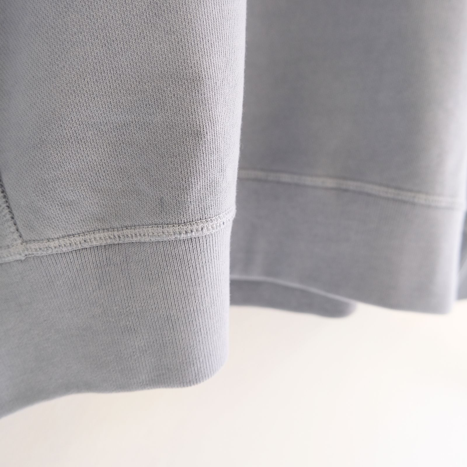 Riot Unisex Sweater / スウェット / Lilac