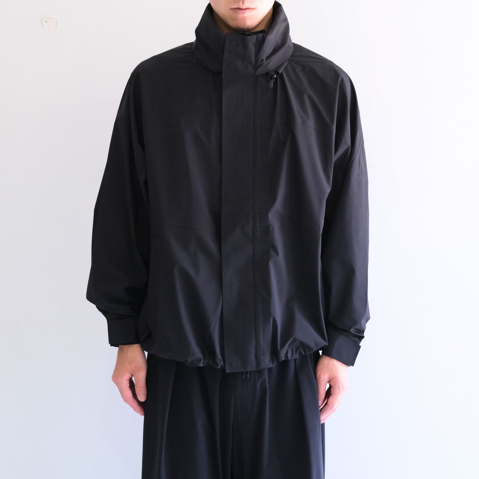 Temporal Fold Shell JKT / テンポラル フォールド シェル ジャケット（OFF BLACK）