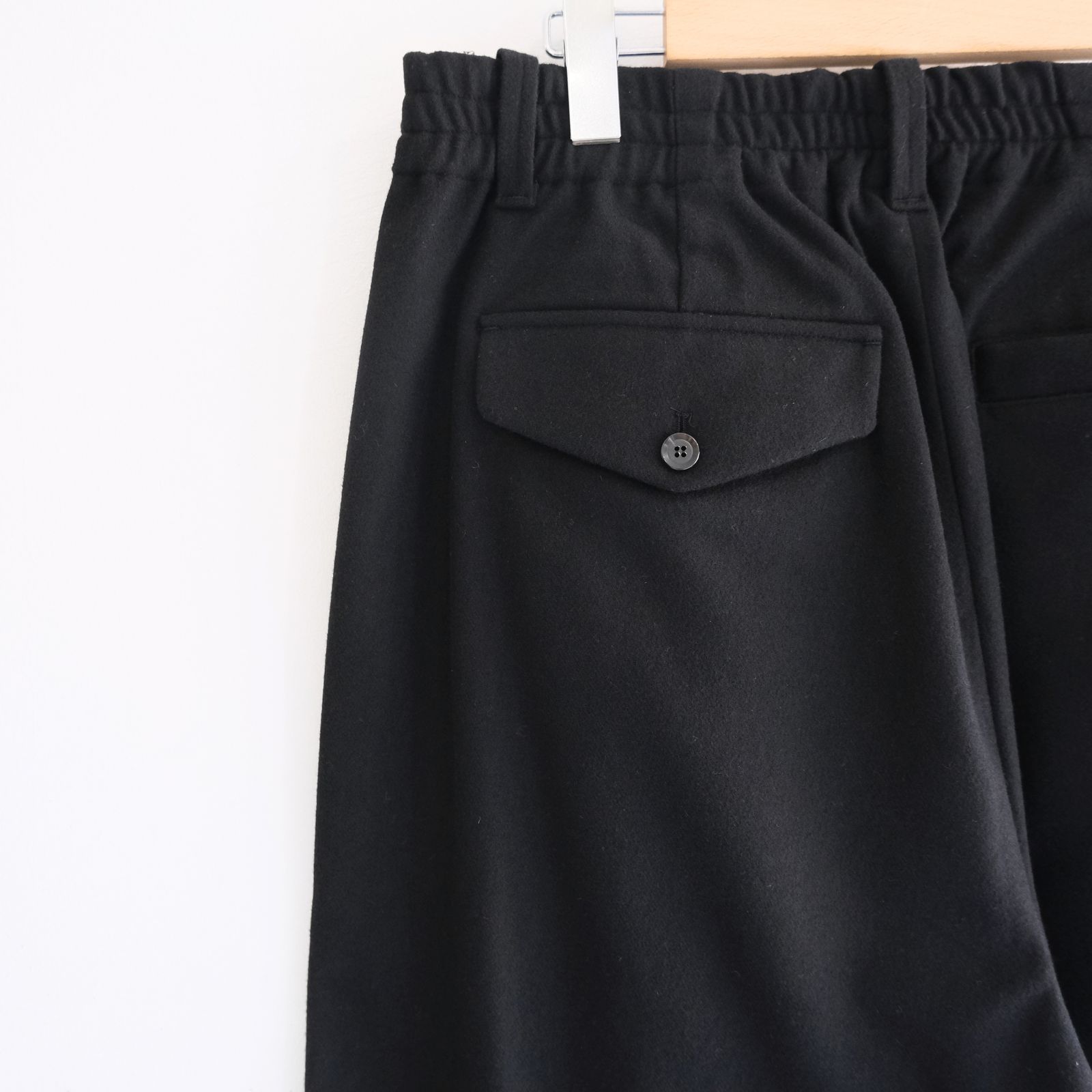 【残り1点】MERELY US INFORMAL PANTS（INK BLACK）