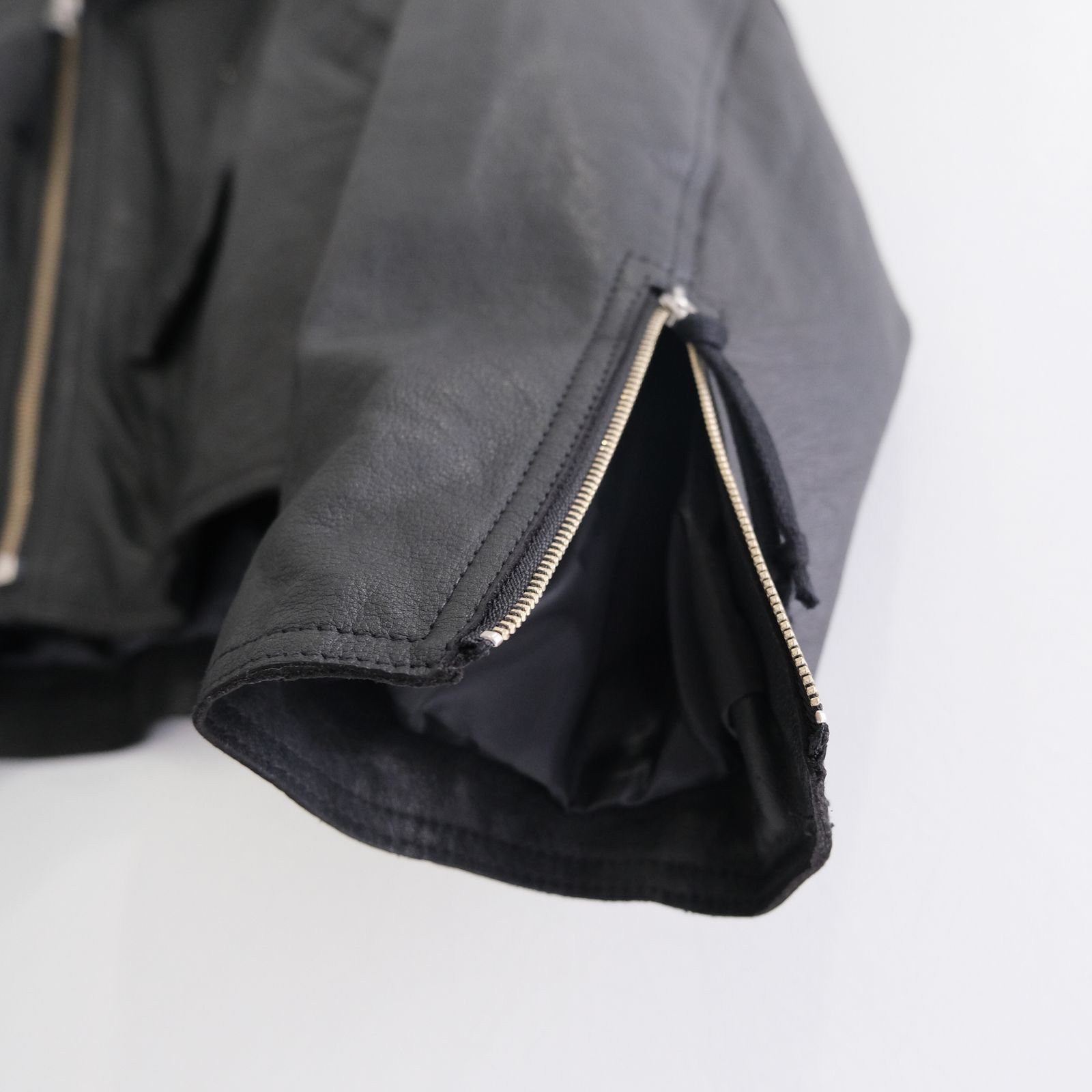 COW SKIN BAGGY RIDER JACKET / SandWaterr × CCU / ジャケット / レザージャケット / ライダース / COW SKIN / 牛革 / BLACK