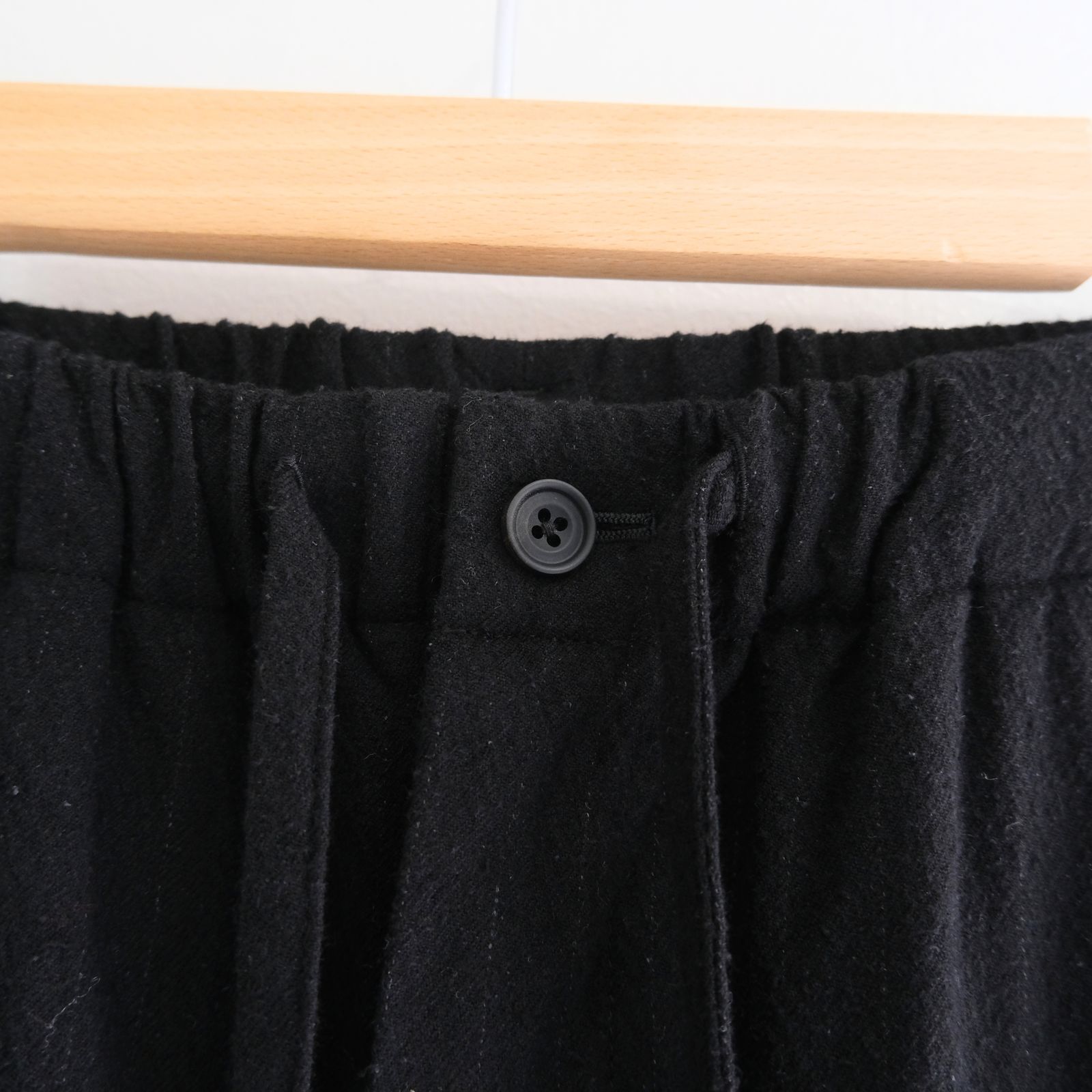 【残り1点】WASHED W/S STRIPE DRAWSTRING WIDE PANTS（BLACK）