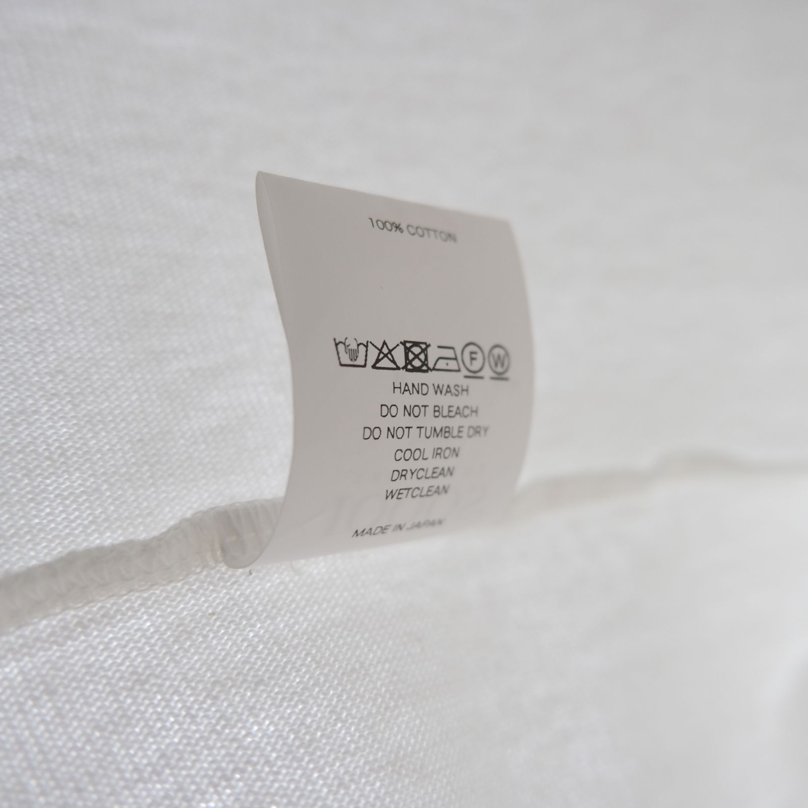 DETROIT LOGO CUTOFF LS TEE（OFF WHITE）