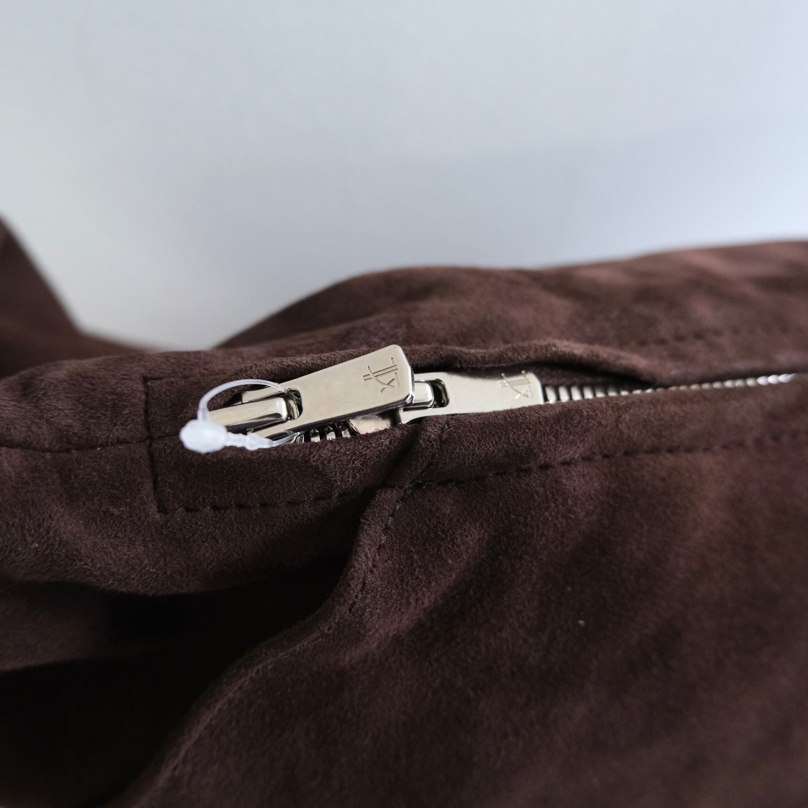 【残り1点】SHIRT CUFFS BAG（BROWN）
