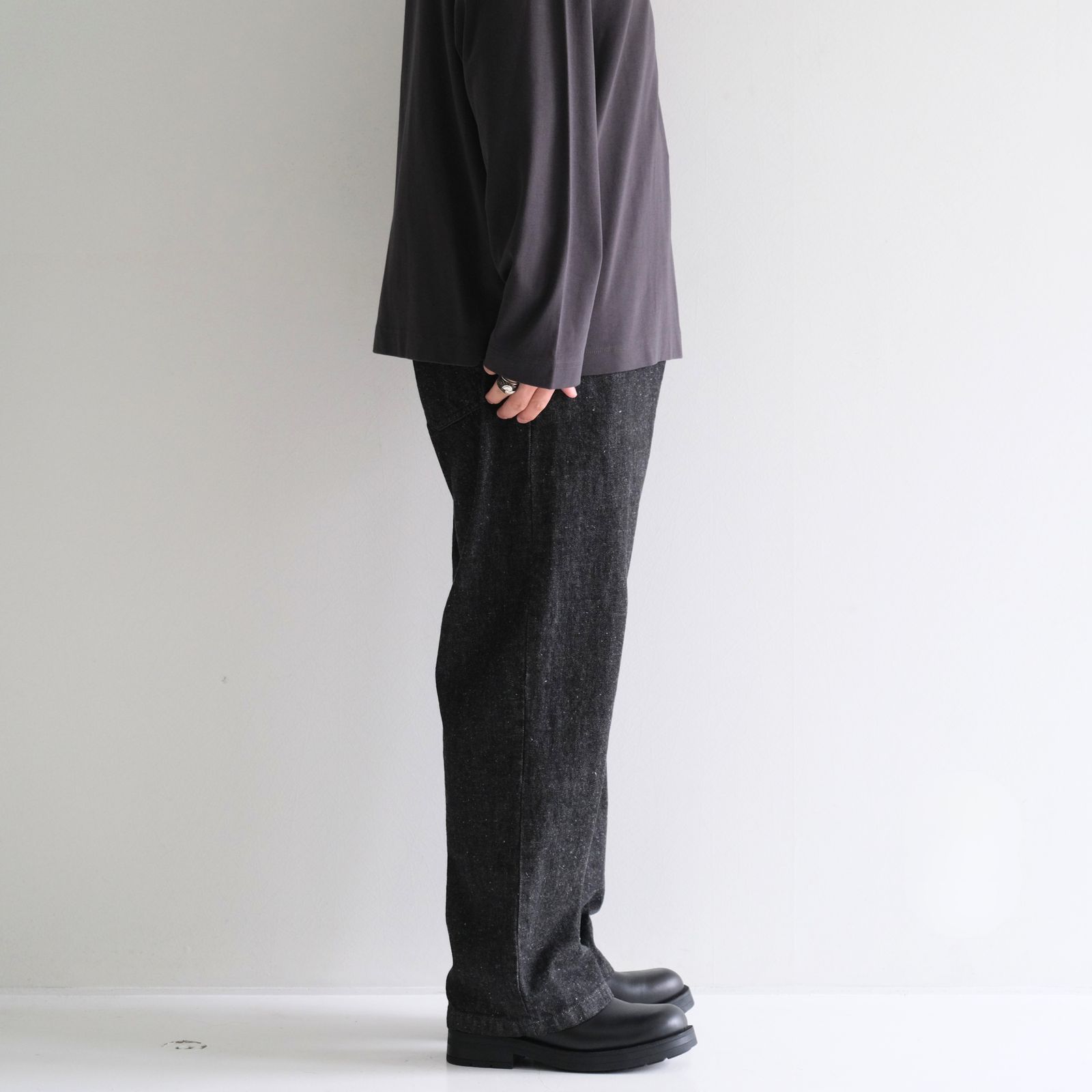 ALBIONN / アルビオン（BLACK）