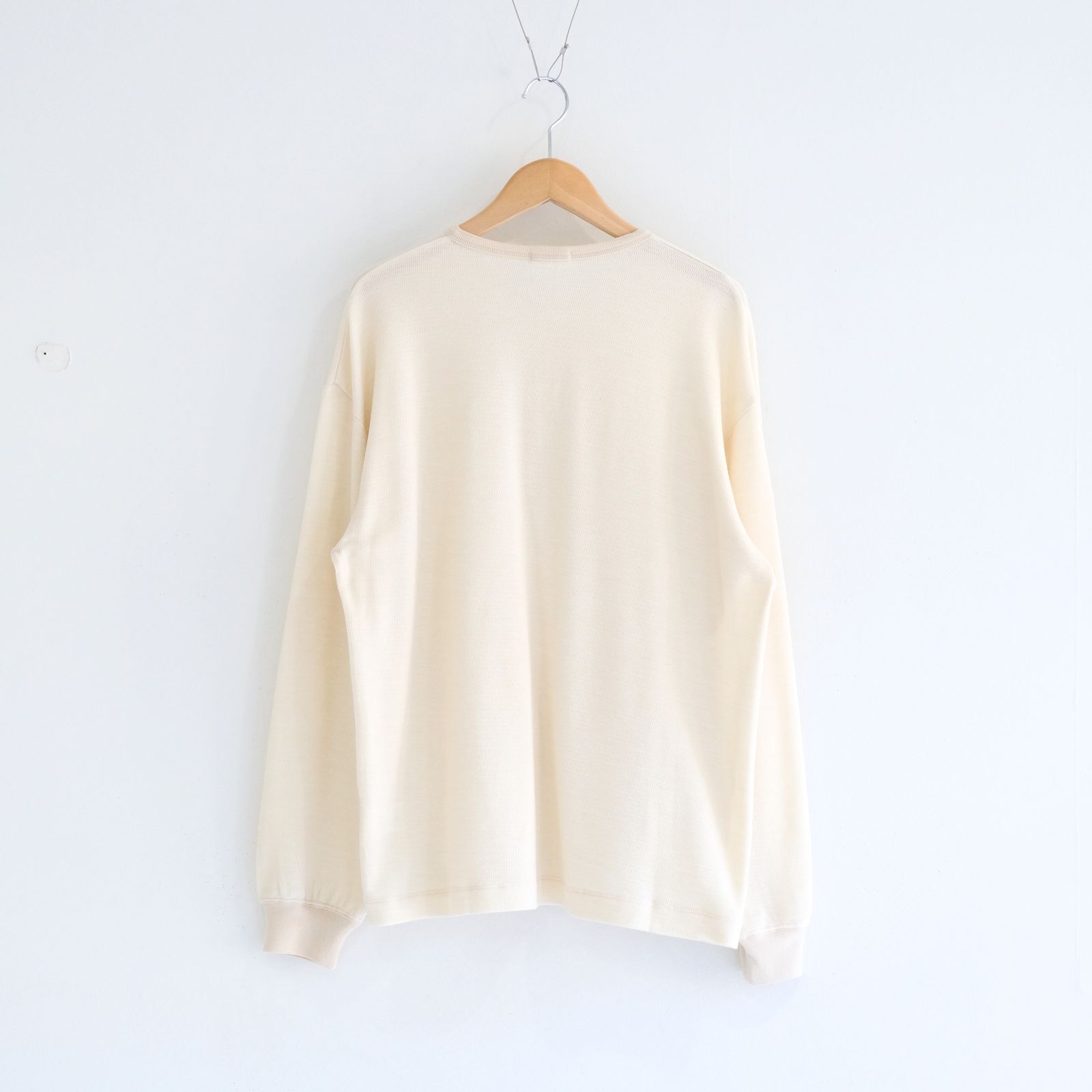 W/C HONEYCOMB HENLEY-NECK TOP（ECRU）