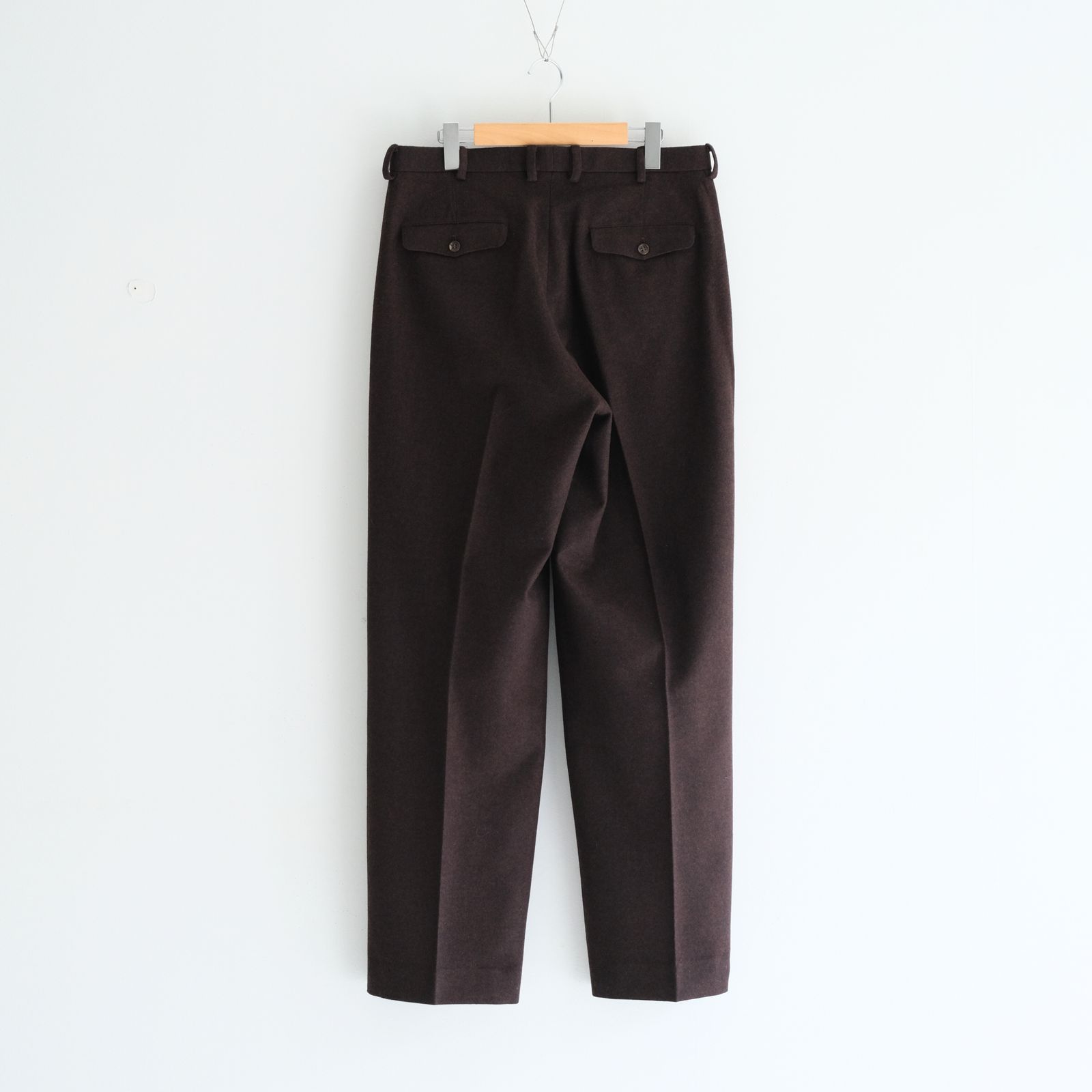 IN TUCK TROUSERS ‐Powder melton‐ / パンツ / トラウザー / メルトン素材 / Red Brown