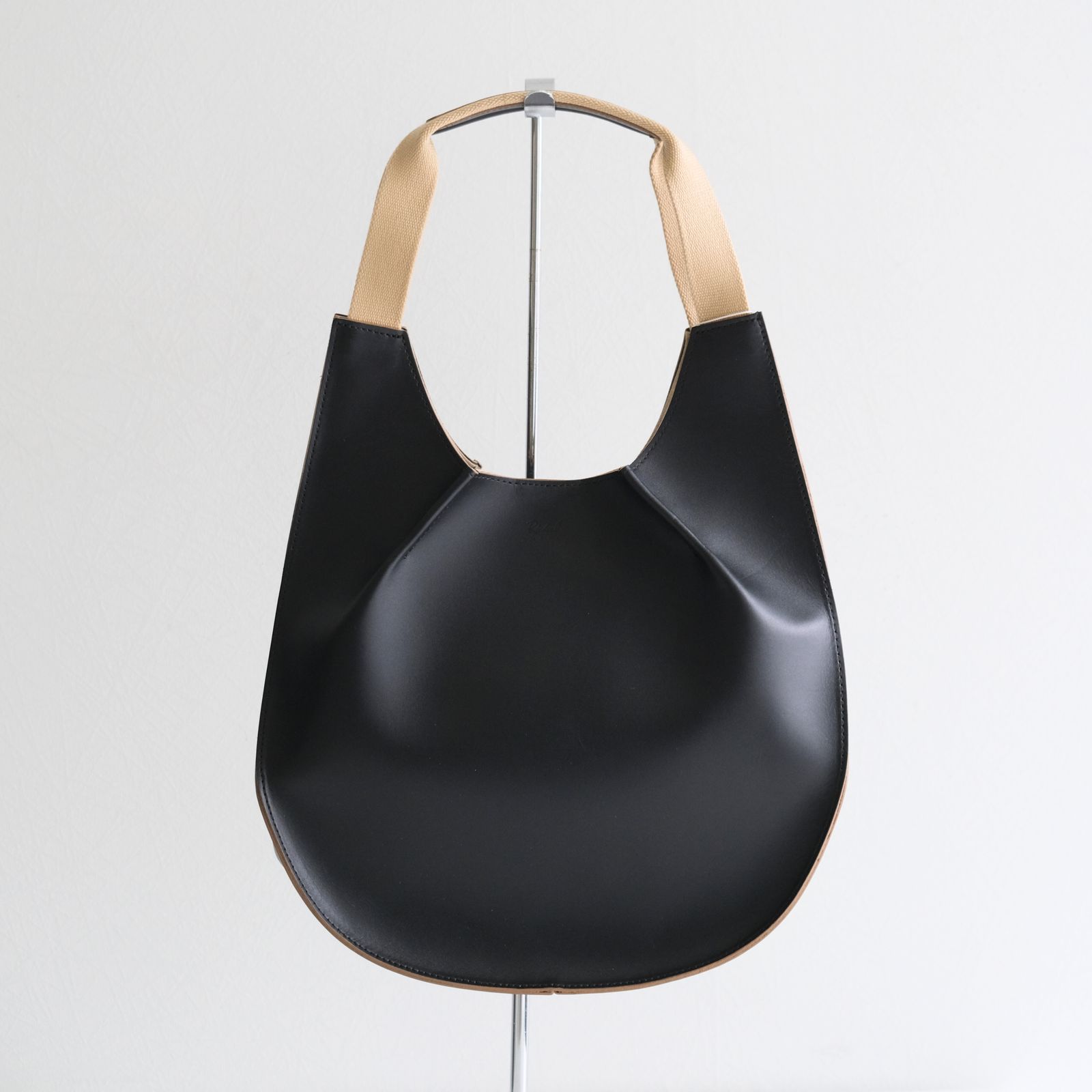 S. CircleI Leather Handle Bag Small / バッグ / レザー / Black