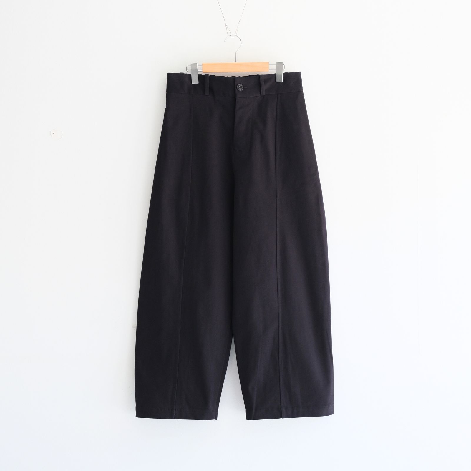 WELT TROUSER / ワイドストレート / ボトムス / BLACK