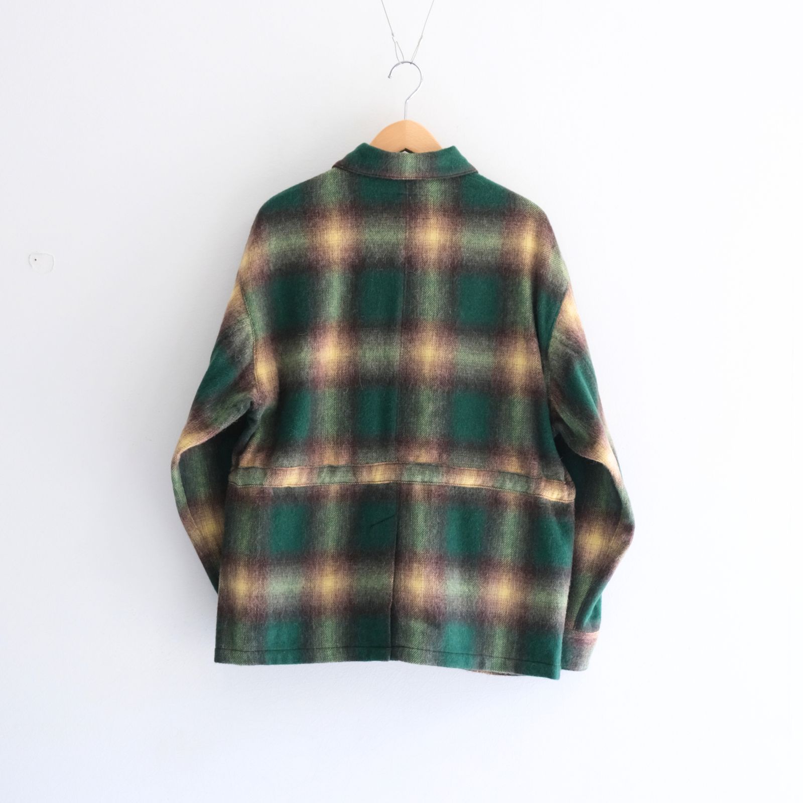 【残り1点】SHAGGY WOOL CHECK SAFARI JACKET（GREEN）