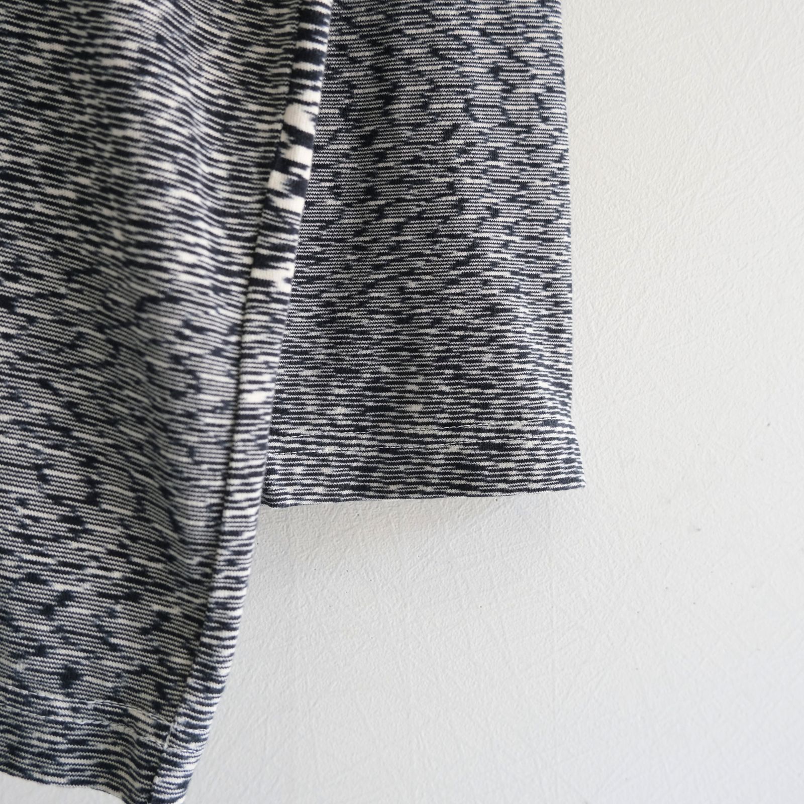 VORTEX FOOTBALL SHIRT fabric by SUN/kakke（BLACK OR WHITE）