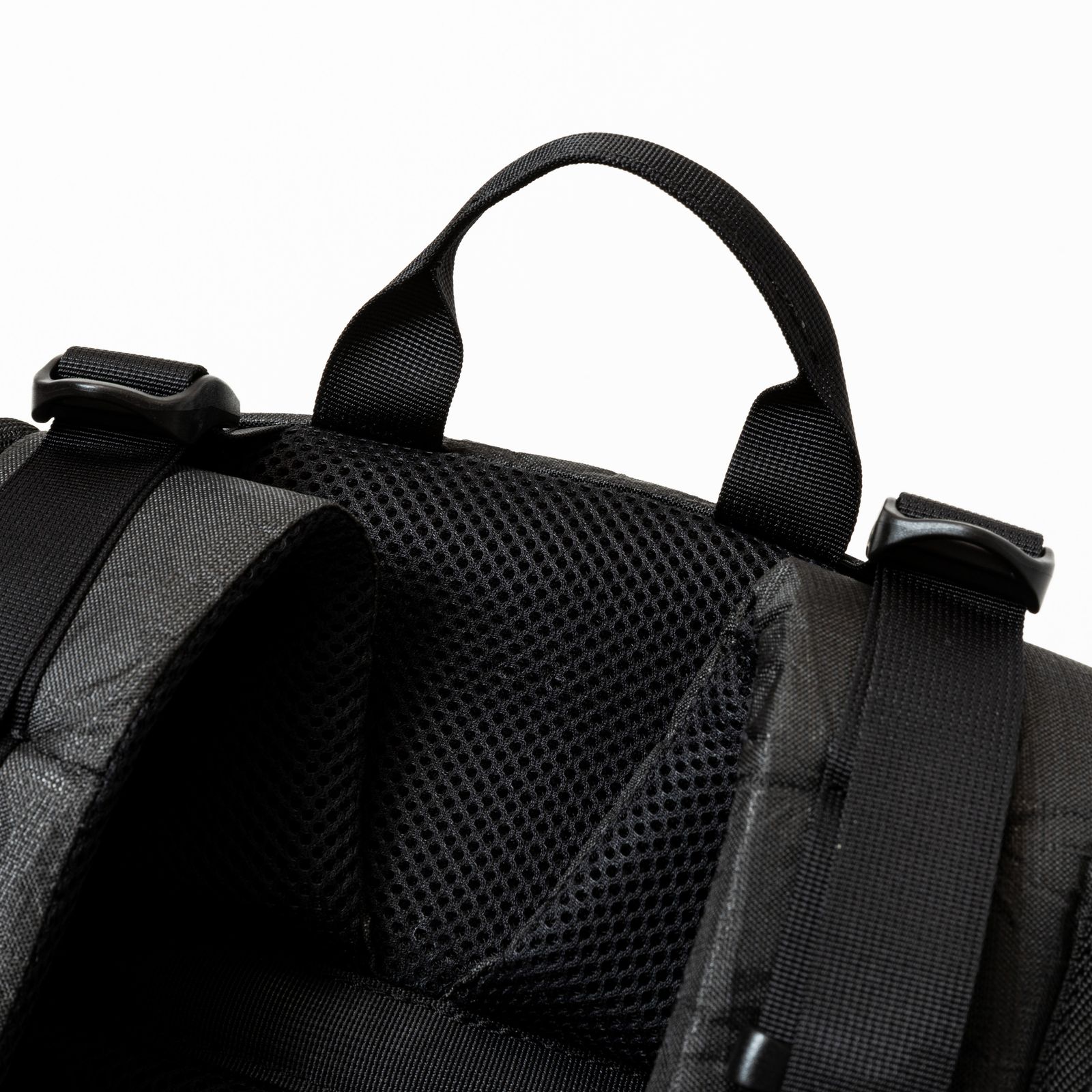 【入荷時期：2026年8月頃】UltraWeave™ Daypack"Common" / ウルトラウィーブ デイパック コモン（CARBON BLACK）