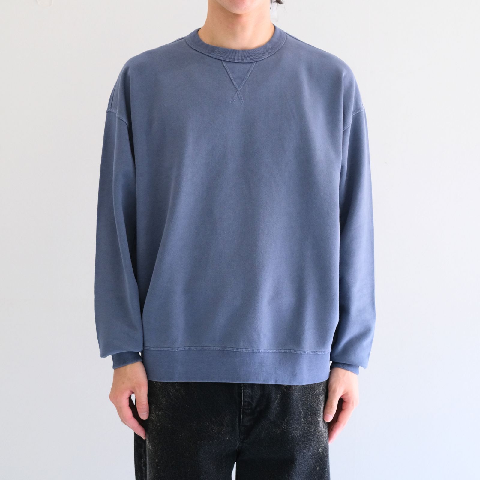 Riot Unisex Sweater / ライオット ユニセックス セーター（Indigo）
