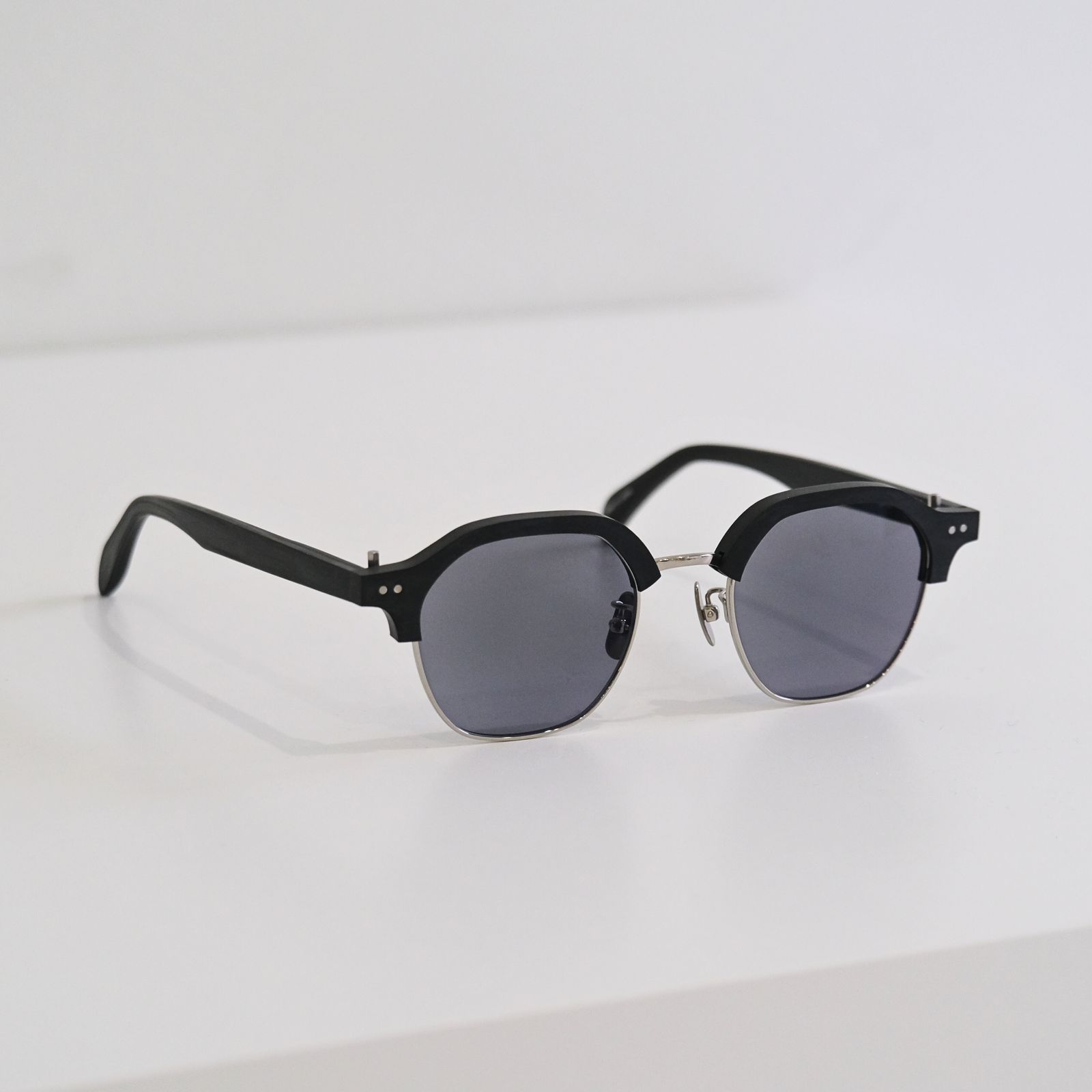 1066SG / BLACK × SILVER / GRYE / photochromic lens / 調光レンズ / サングラス / 眼鏡