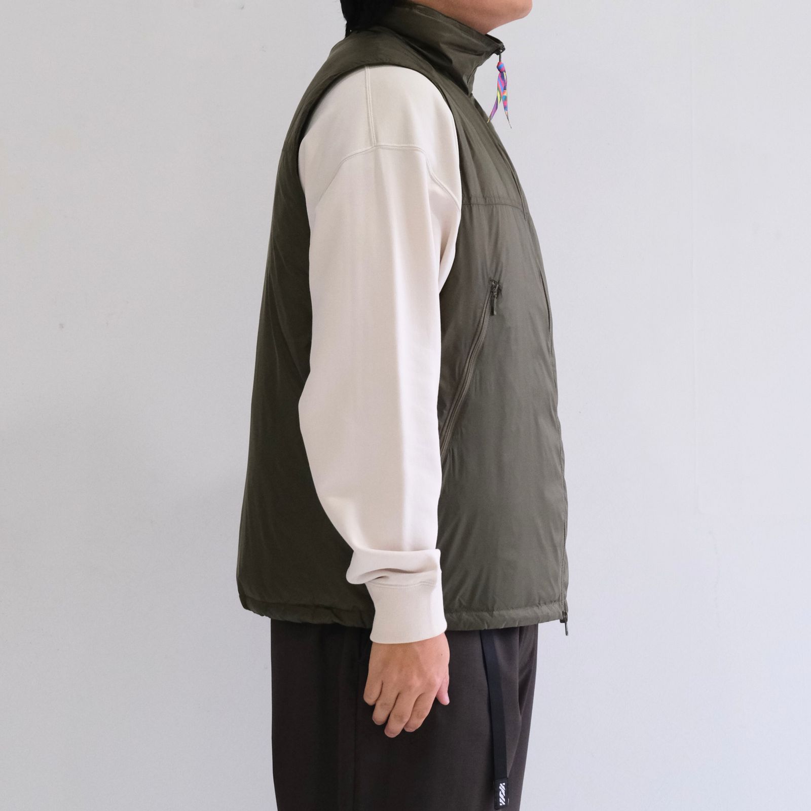 LIGHT DOWN VEST is-ness × TAION / ベスト / ダウンベスト / コラボ / KHAKI