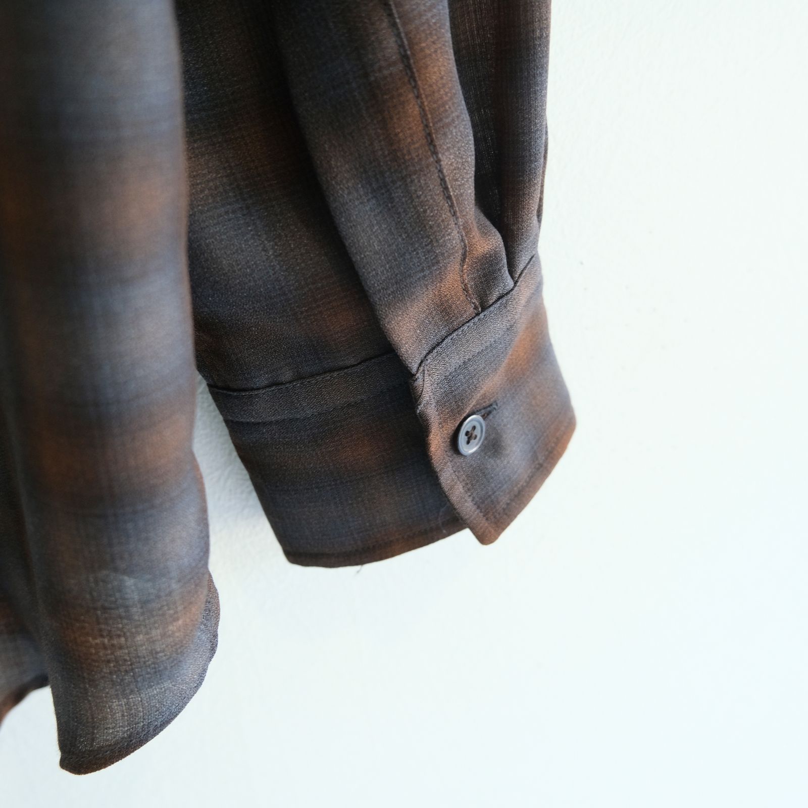 SUPER LIGHT FADED CHECK SHIRT（BLUE / BROWN）